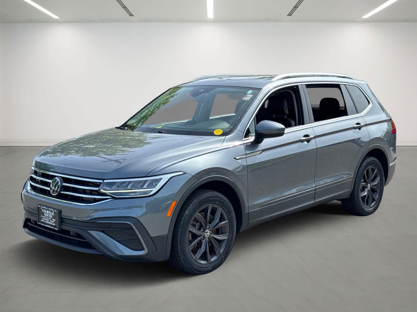 used 2022 Volkswagen Tiguan car, priced at $25,600