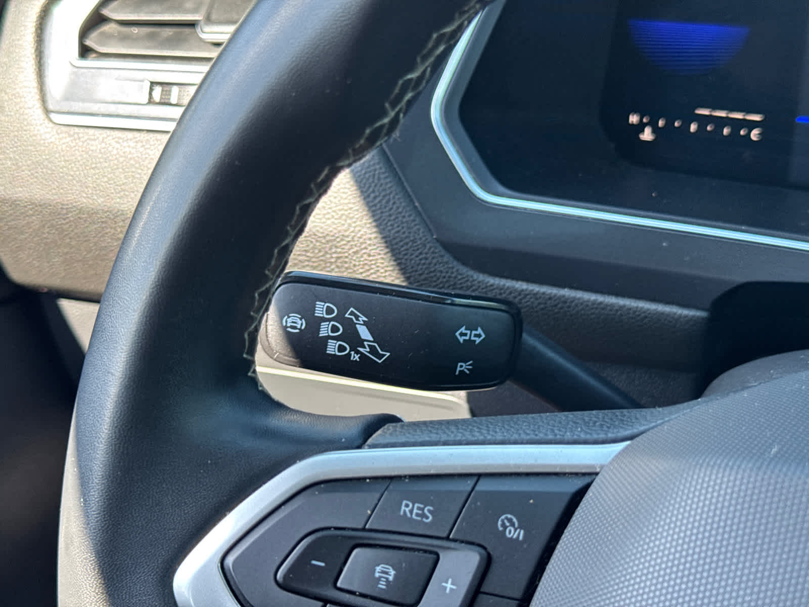 used 2022 Volkswagen Tiguan car, priced at $24,811