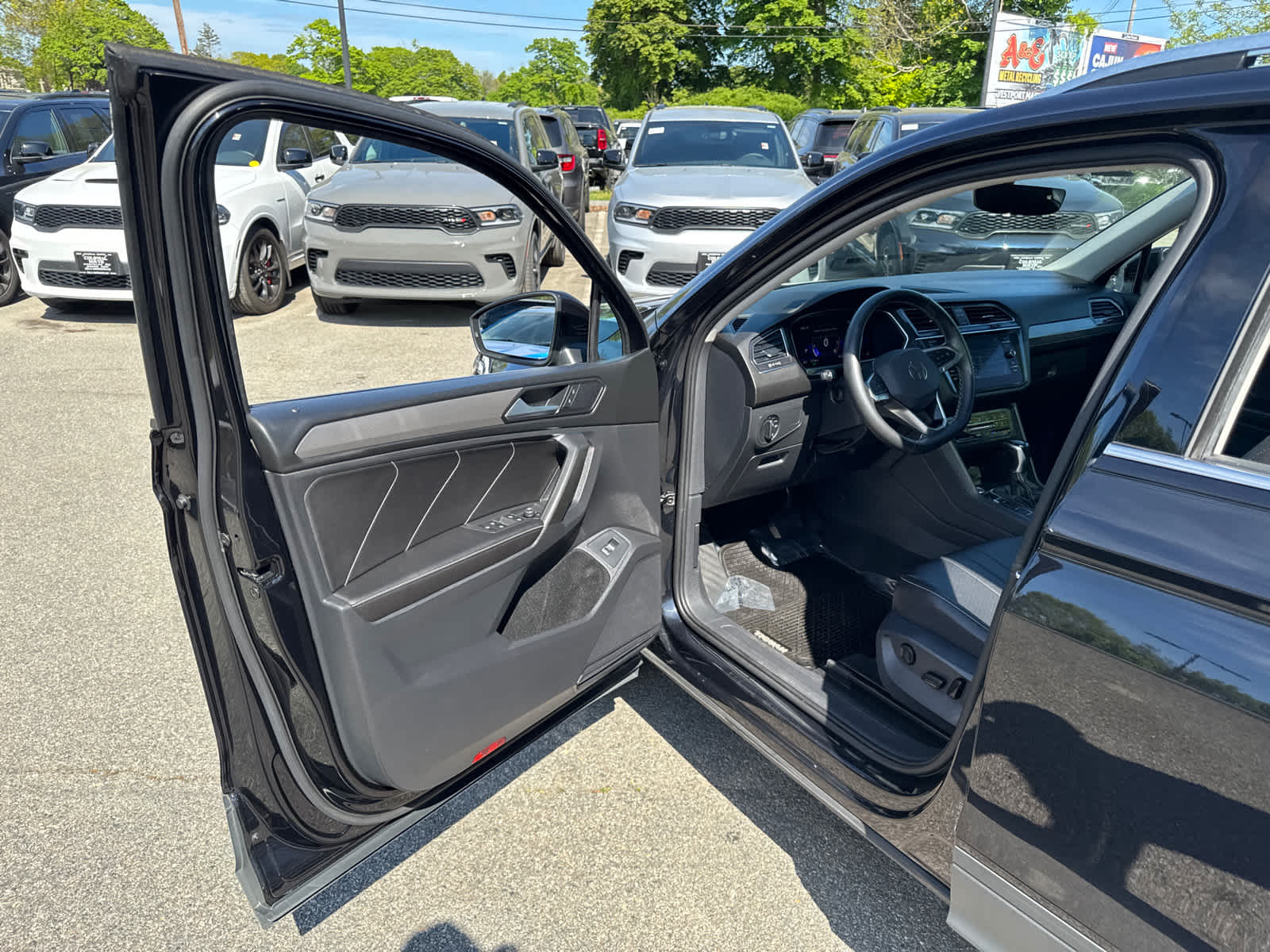 used 2022 Volkswagen Tiguan car, priced at $24,811