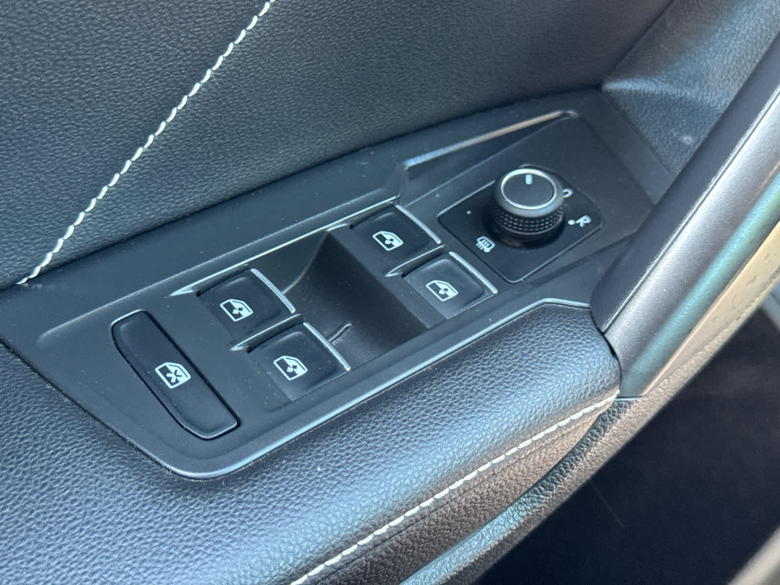 used 2022 Volkswagen Tiguan car, priced at $24,811