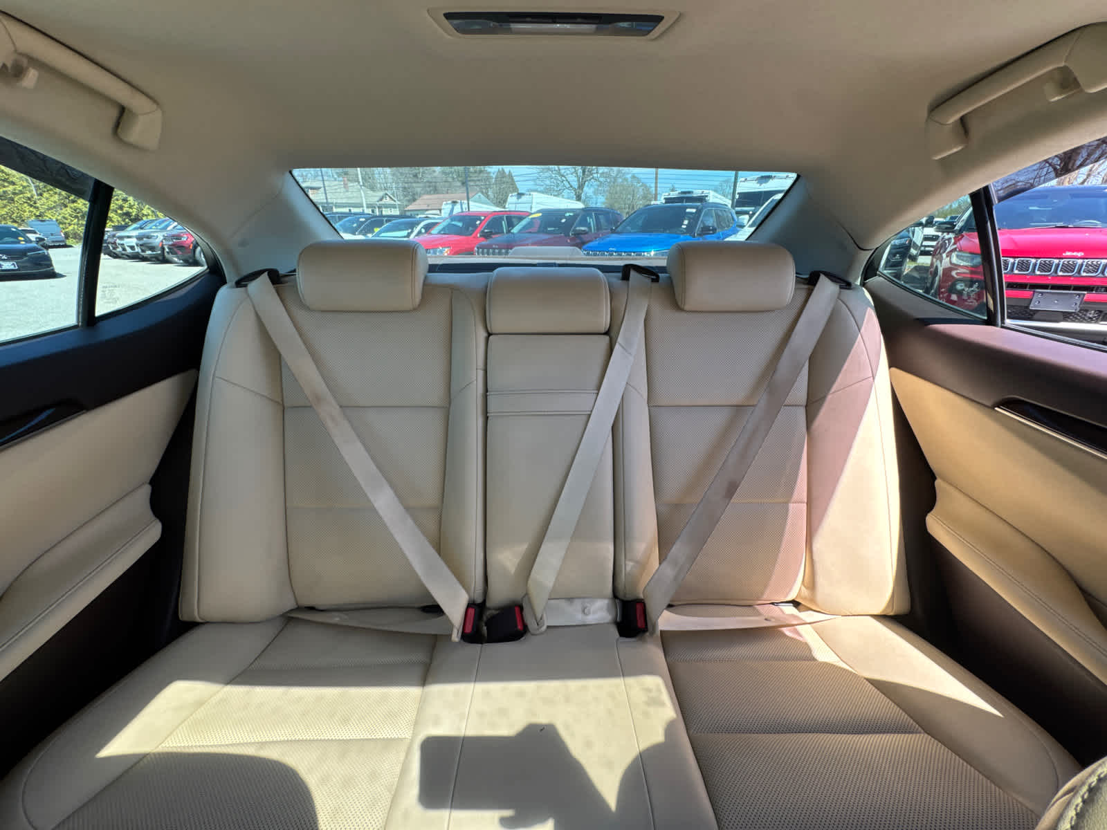 used 2018 Lexus ES car, priced at $20,500