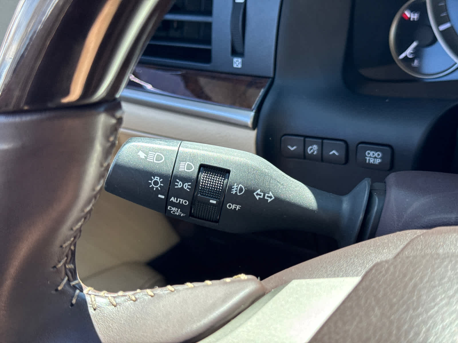 used 2018 Lexus ES car, priced at $20,500