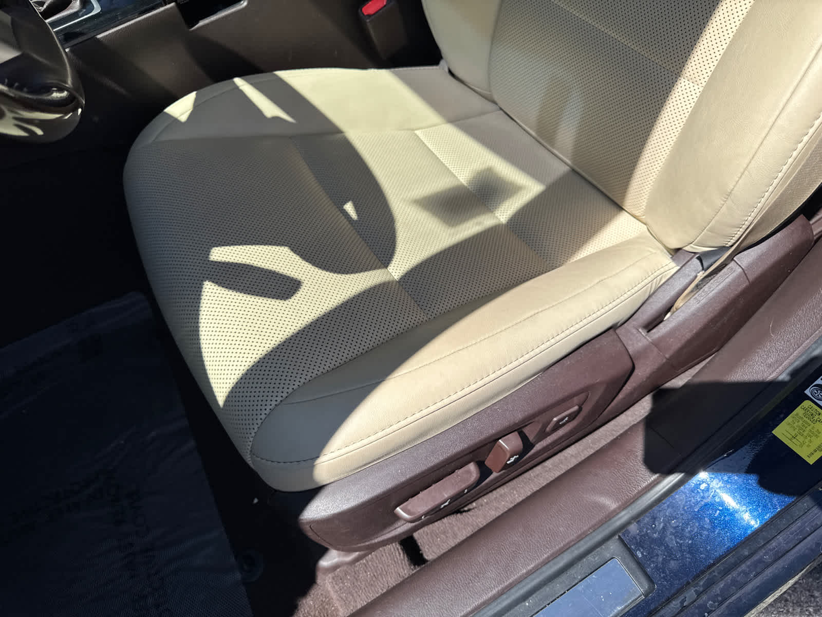used 2018 Lexus ES car, priced at $20,500