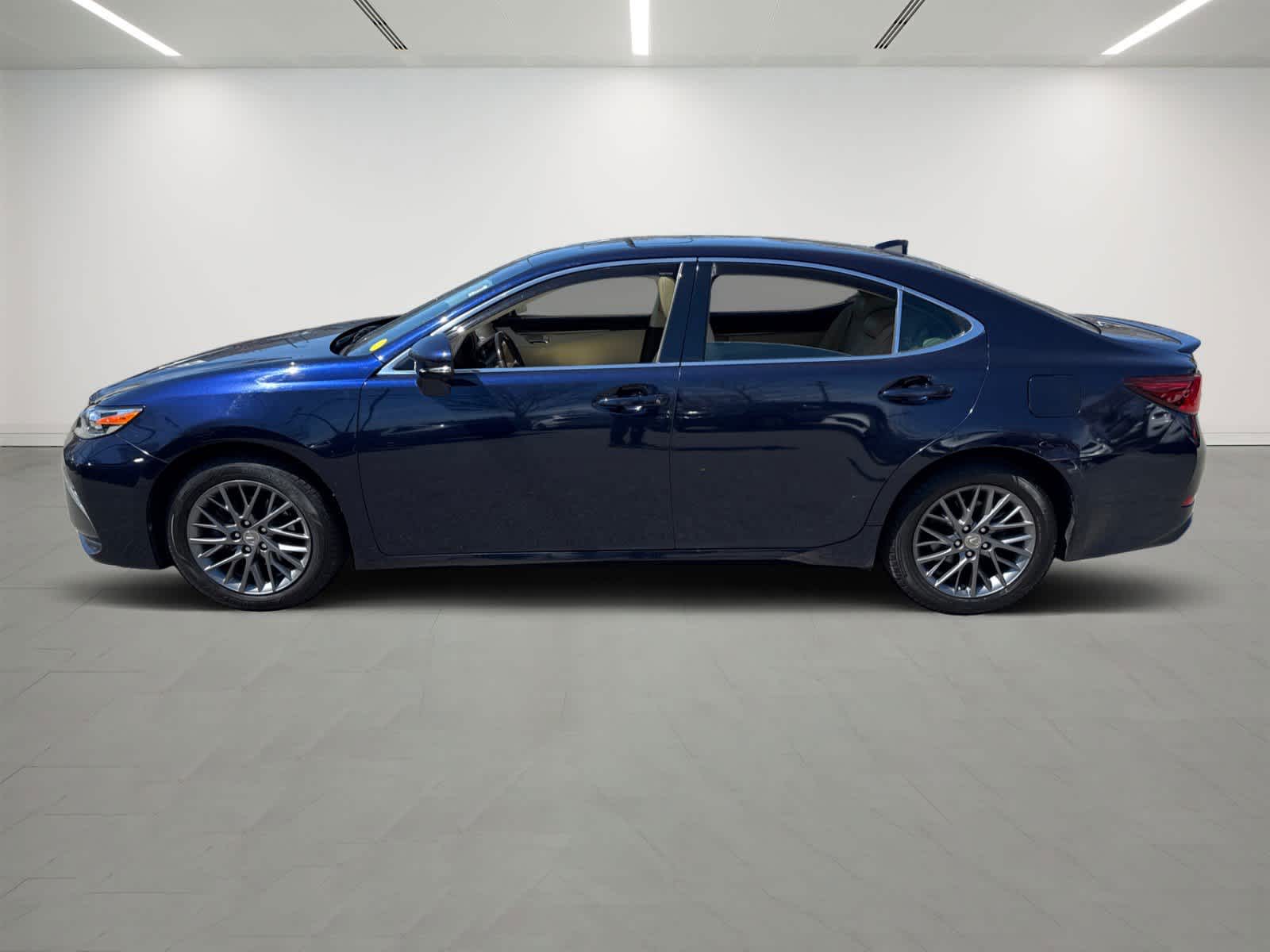 used 2018 Lexus ES car, priced at $20,500