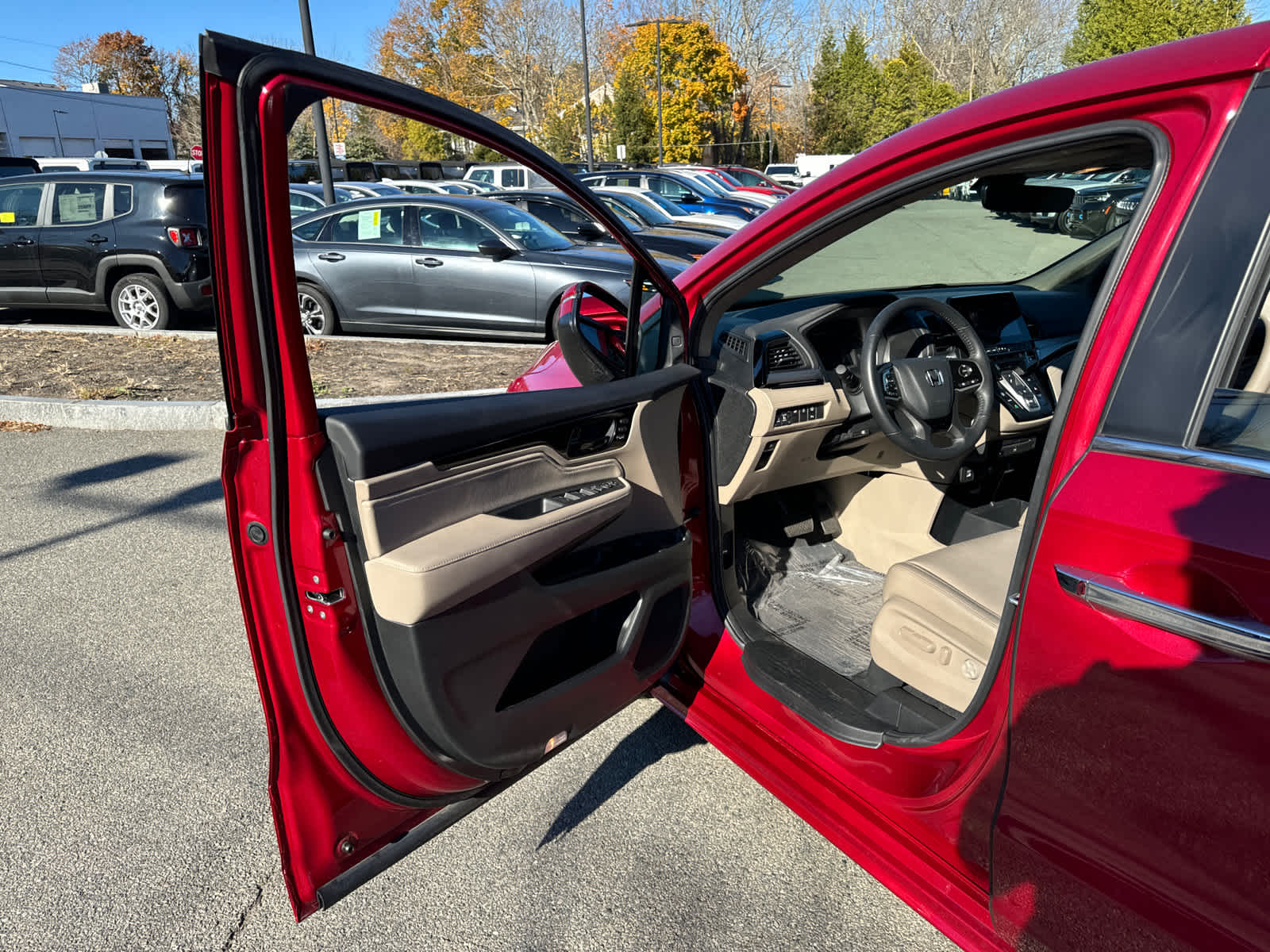 used 2024 Honda Odyssey car, priced at $43,900