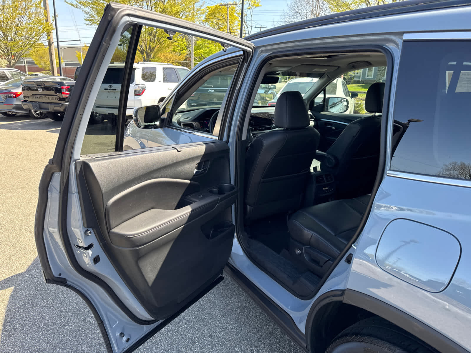 used 2022 Honda Pilot car, priced at $32,696