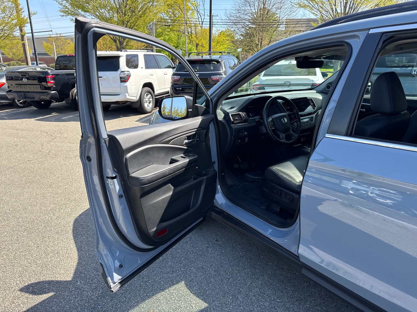 used 2022 Honda Pilot car, priced at $32,696