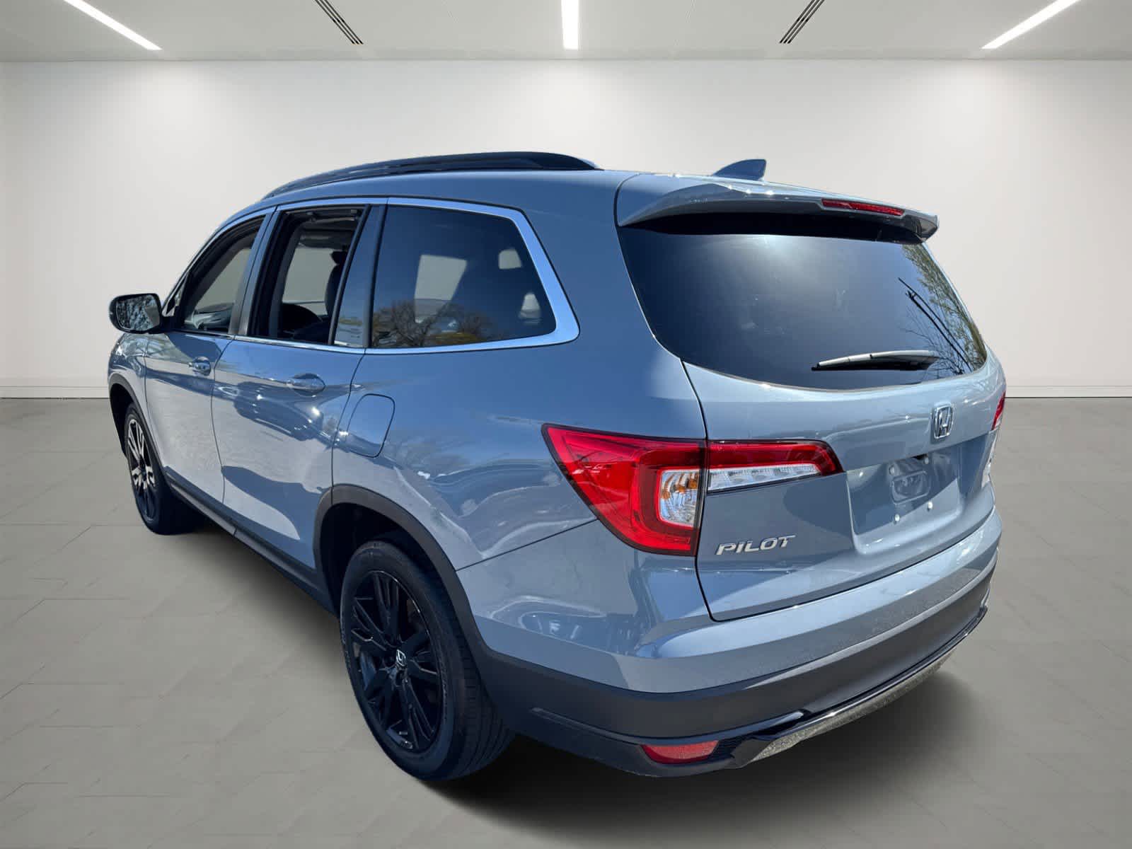 used 2022 Honda Pilot car, priced at $32,696