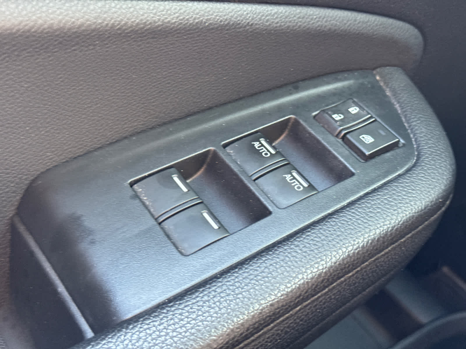 used 2022 Honda Pilot car, priced at $33,859