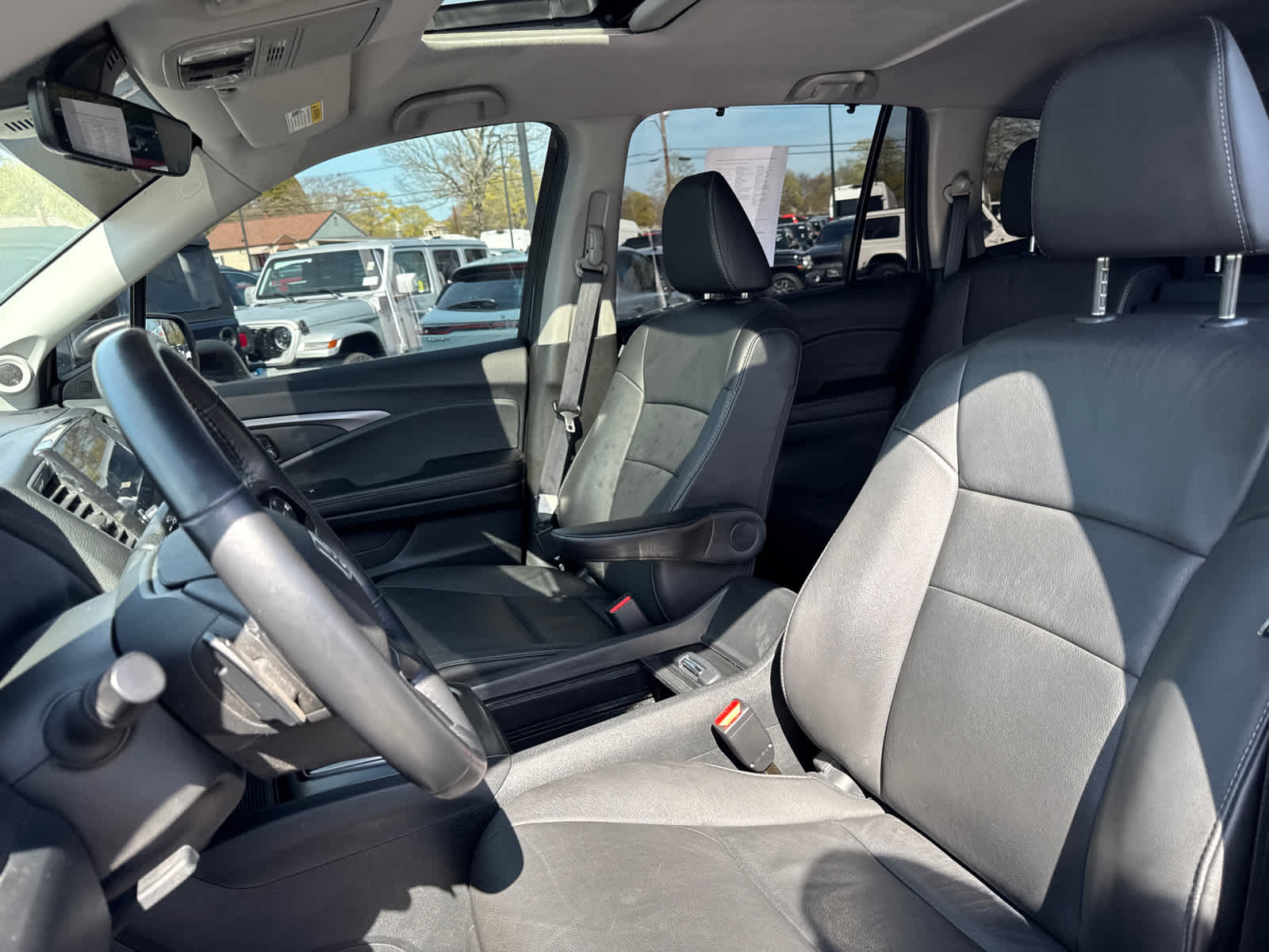 used 2022 Honda Pilot car, priced at $33,859