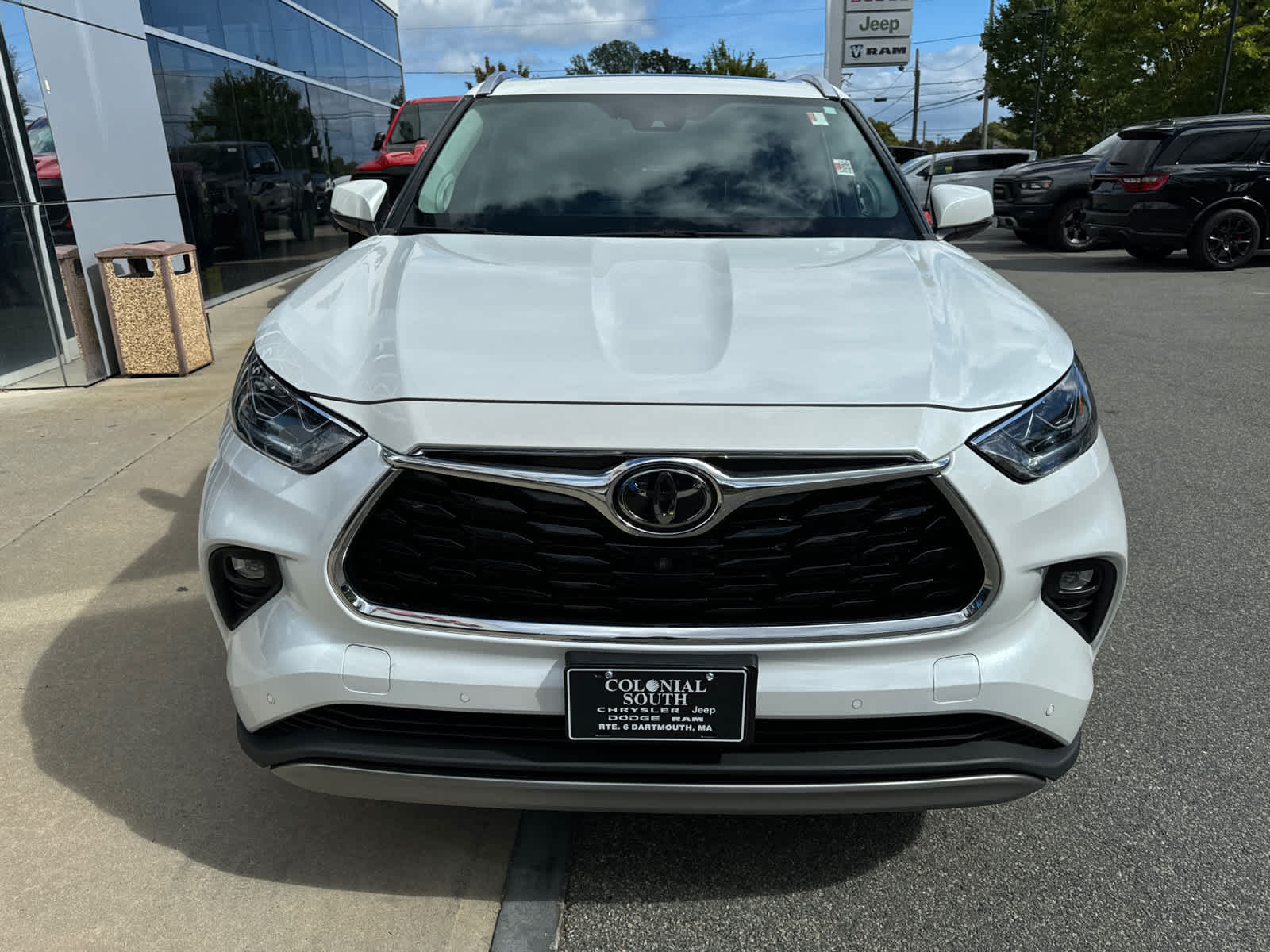 used 2022 Toyota Highlander car, priced at $44,900