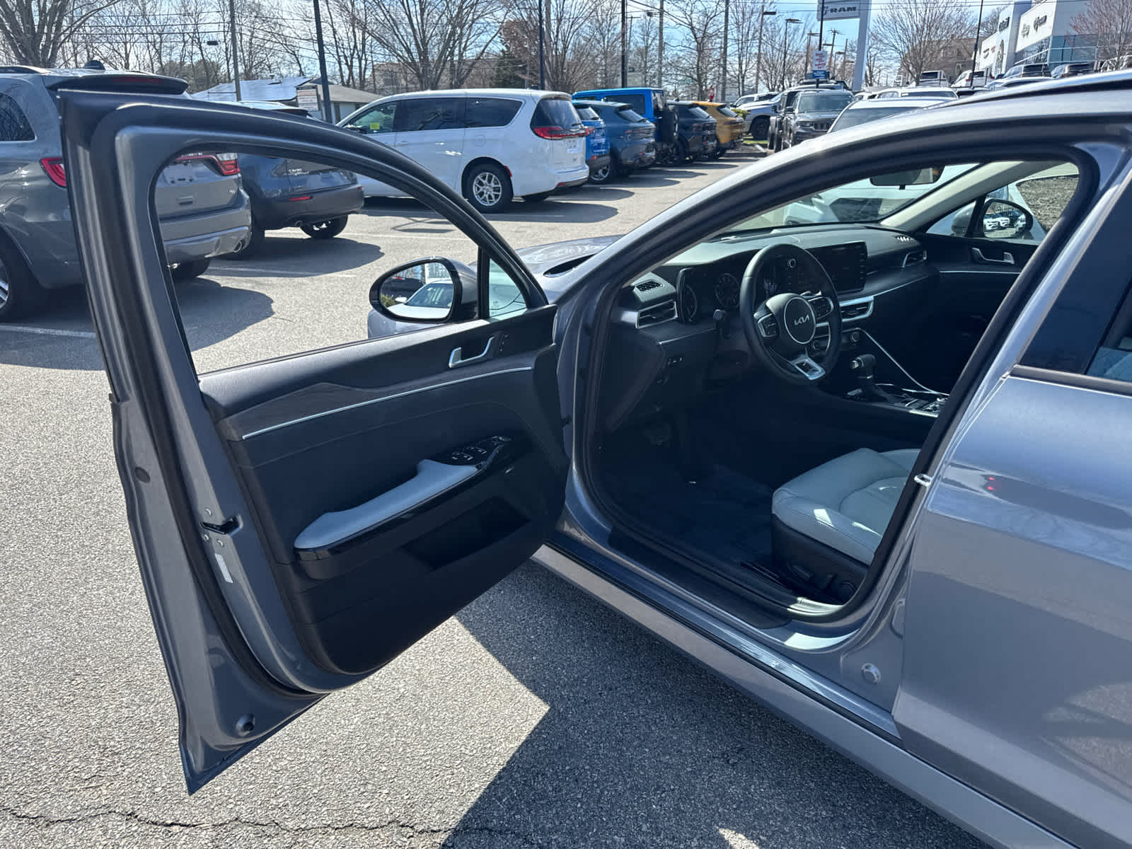 used 2022 Kia K5 car, priced at $25,500