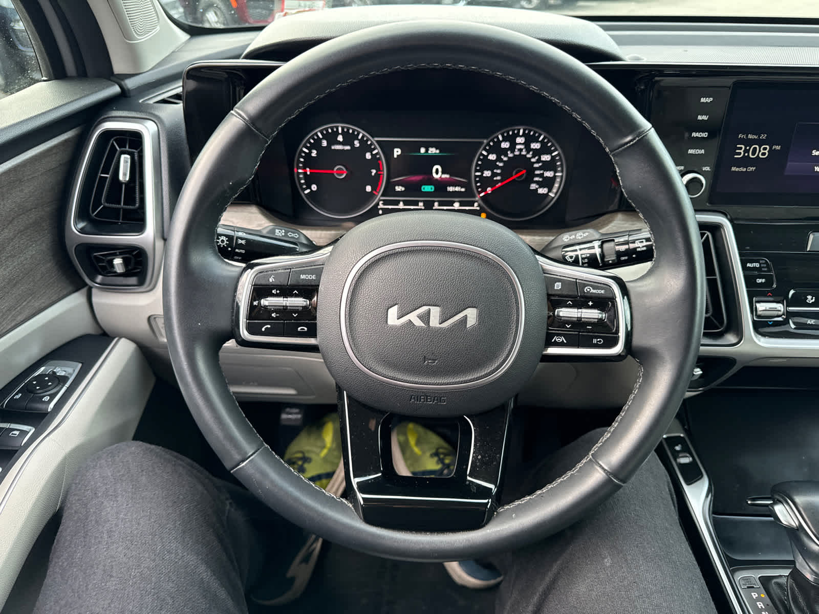 used 2023 Kia Sorento car, priced at $30,400