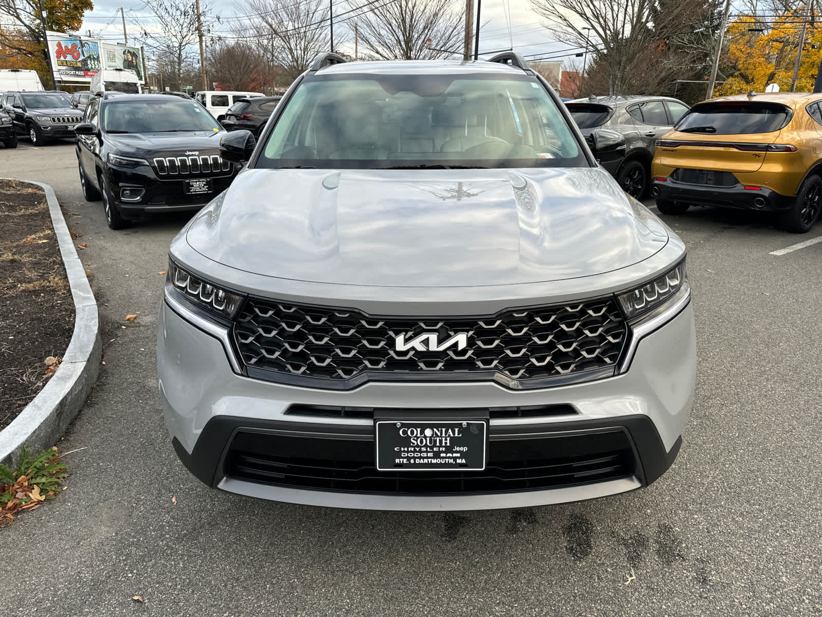 used 2023 Kia Sorento car, priced at $30,400