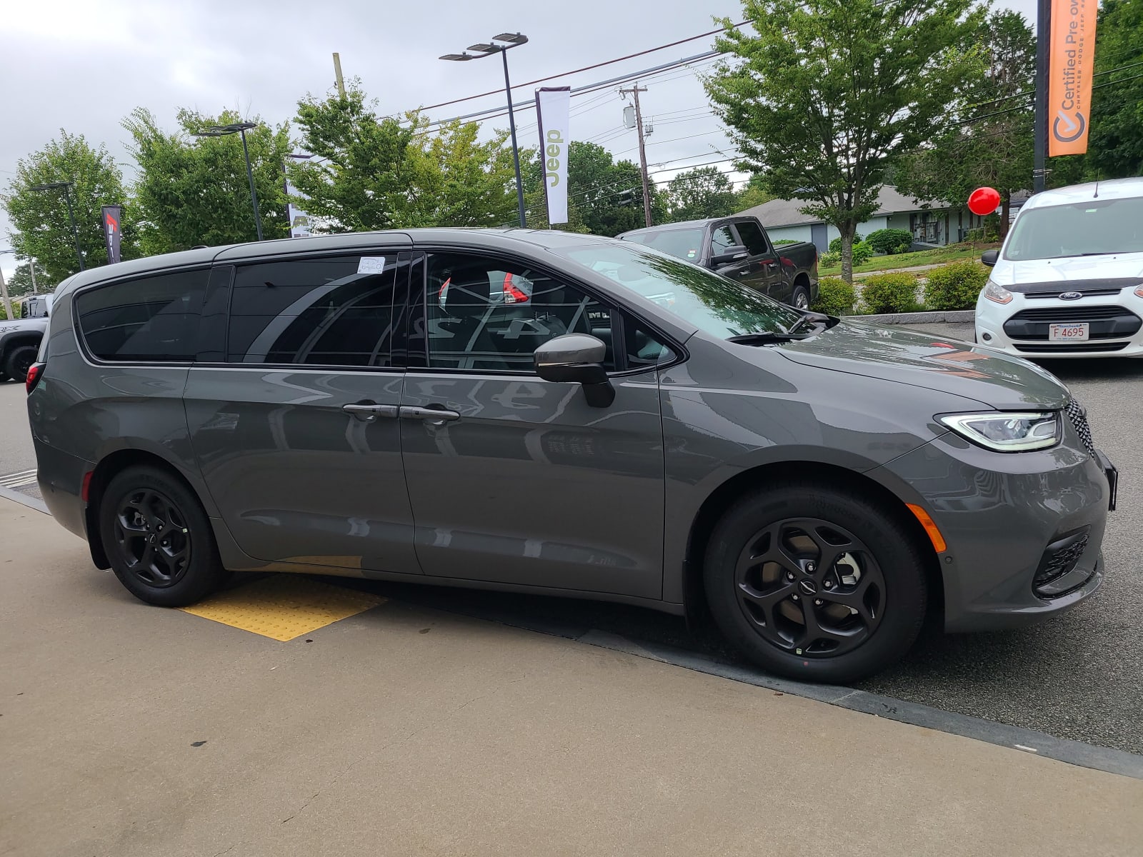 new 2023 Chrysler Pacifica car, priced at $51,191