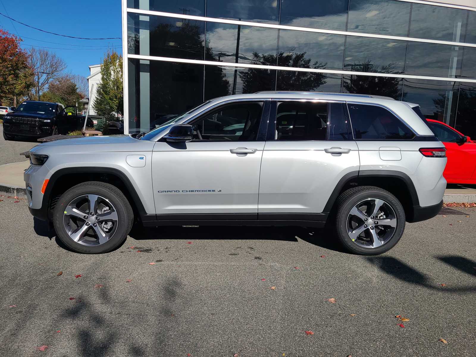 new 2024 Jeep Grand Cherokee 4xe car, priced at $61,880