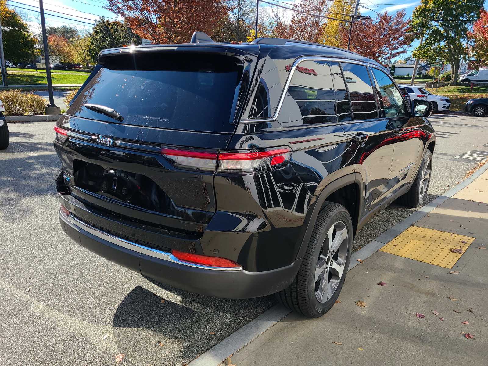 new 2024 Jeep Grand Cherokee 4xe car, priced at $52,481