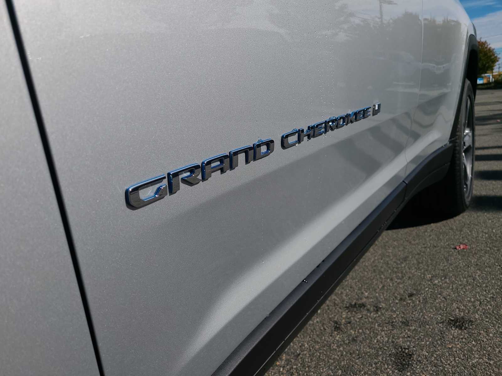 new 2024 Jeep Grand Cherokee 4xe car, priced at $61,880
