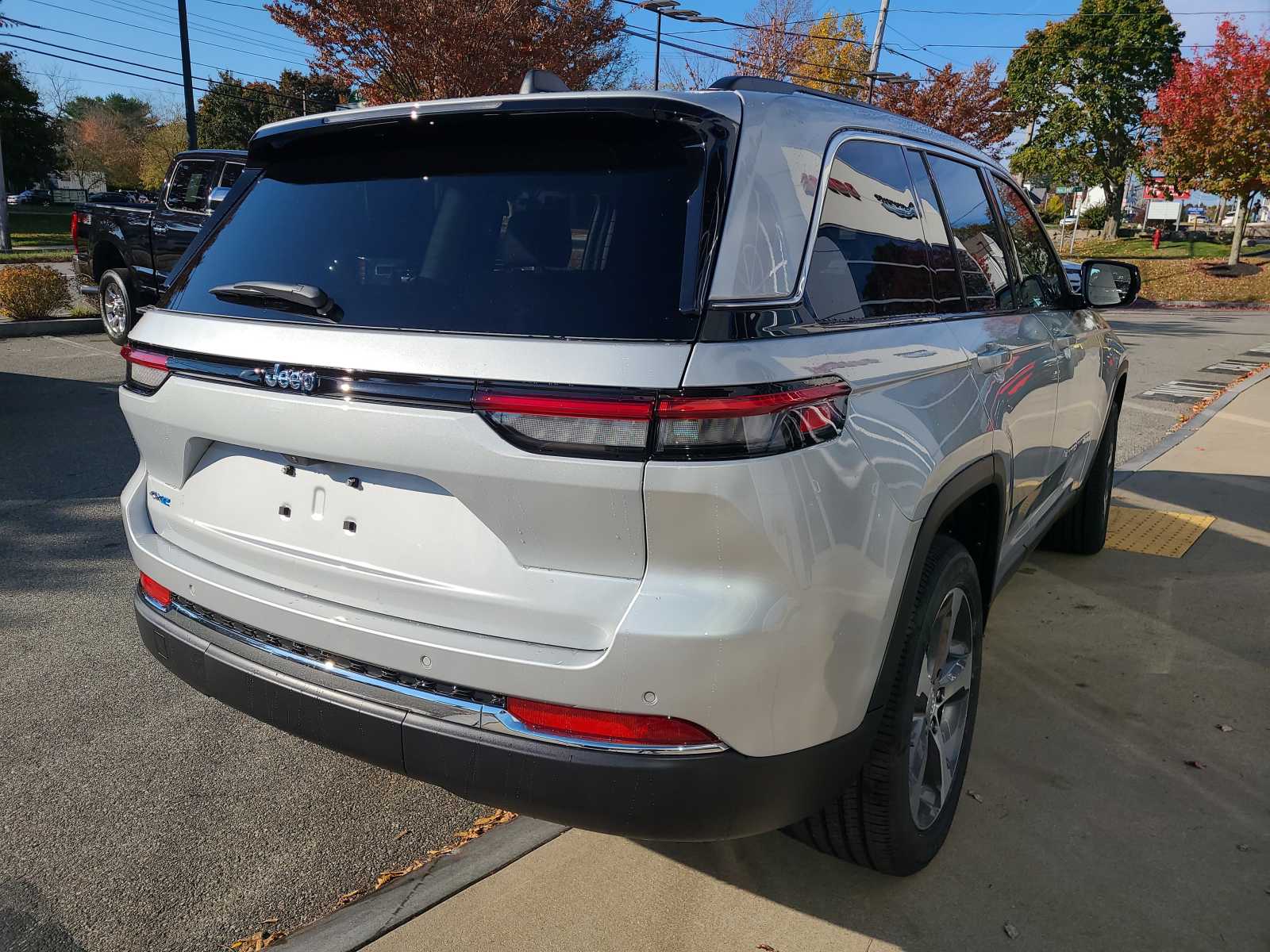 new 2024 Jeep Grand Cherokee 4xe car, priced at $52,376