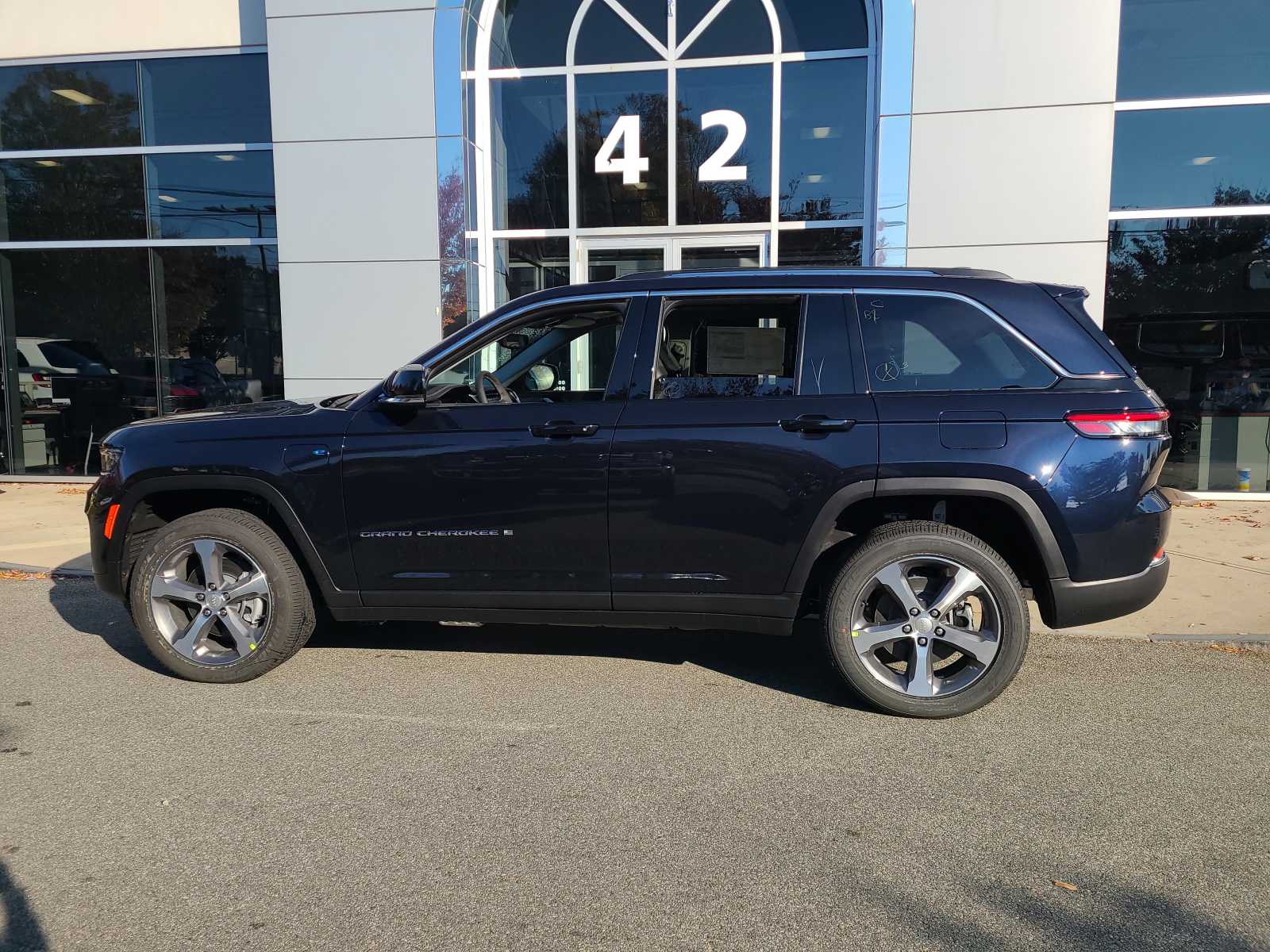 new 2024 Jeep Grand Cherokee 4xe car, priced at $52,867