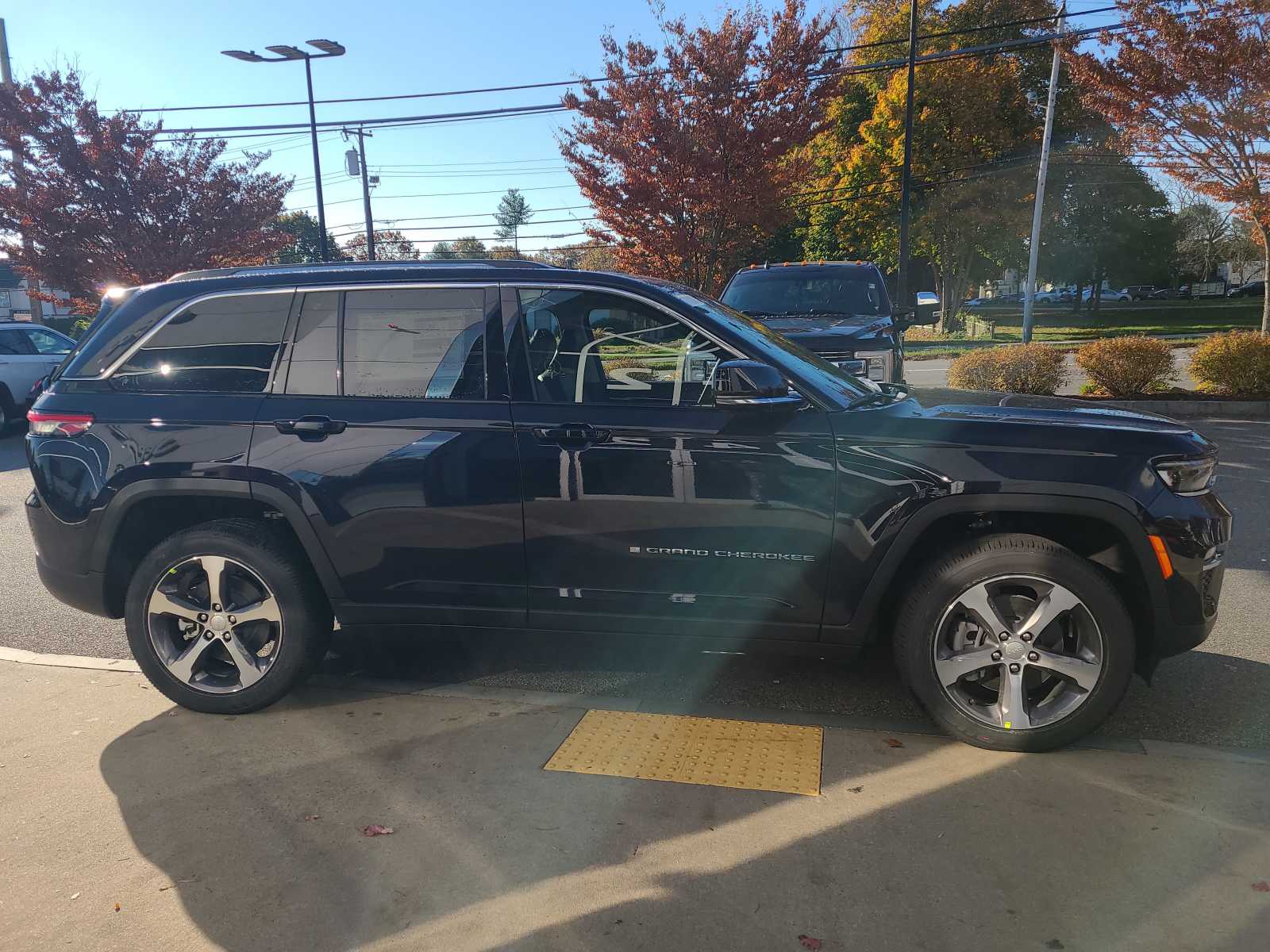 new 2024 Jeep Grand Cherokee 4xe car, priced at $61,880