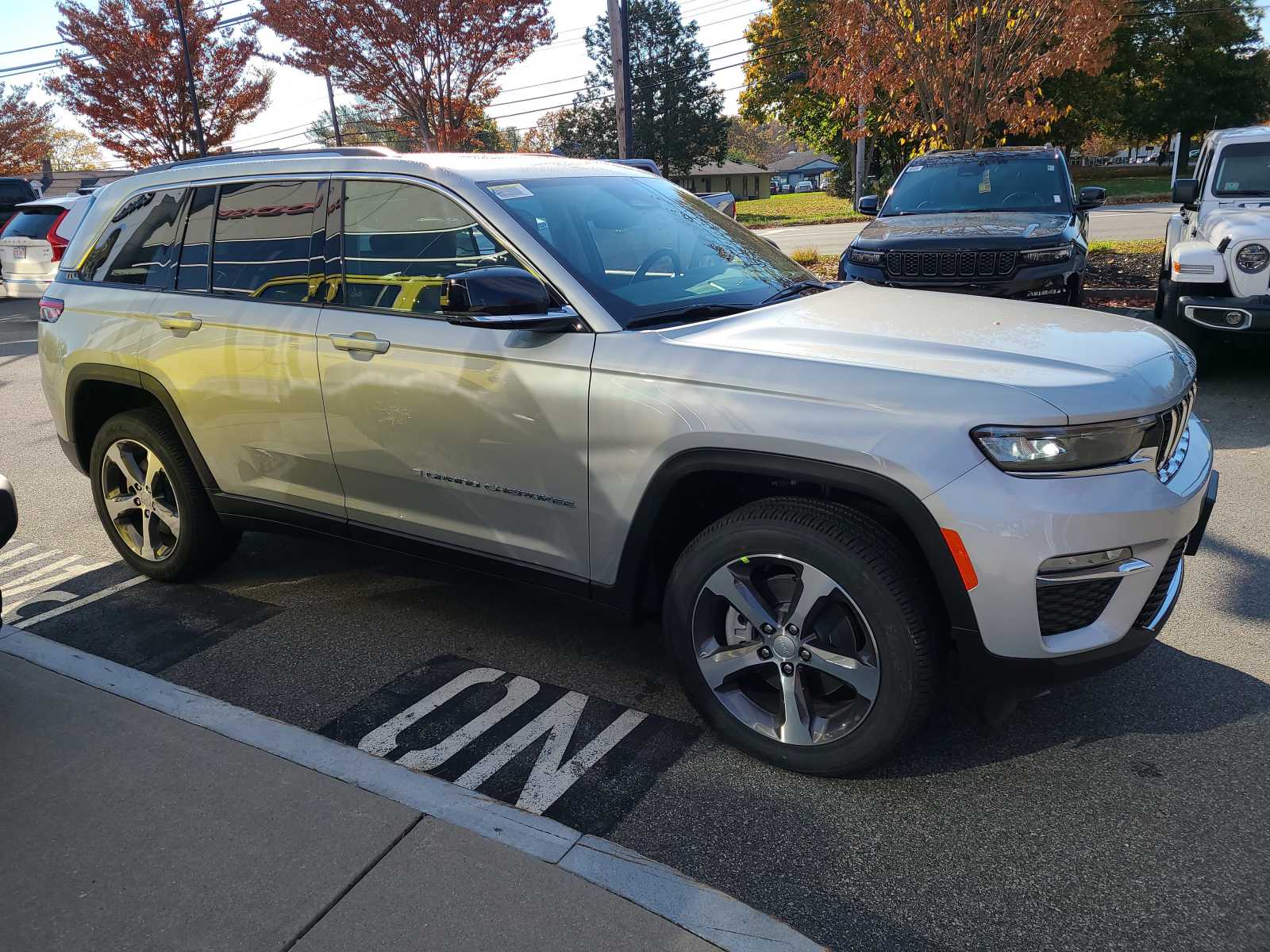 new 2024 Jeep Grand Cherokee 4xe car, priced at $61,880