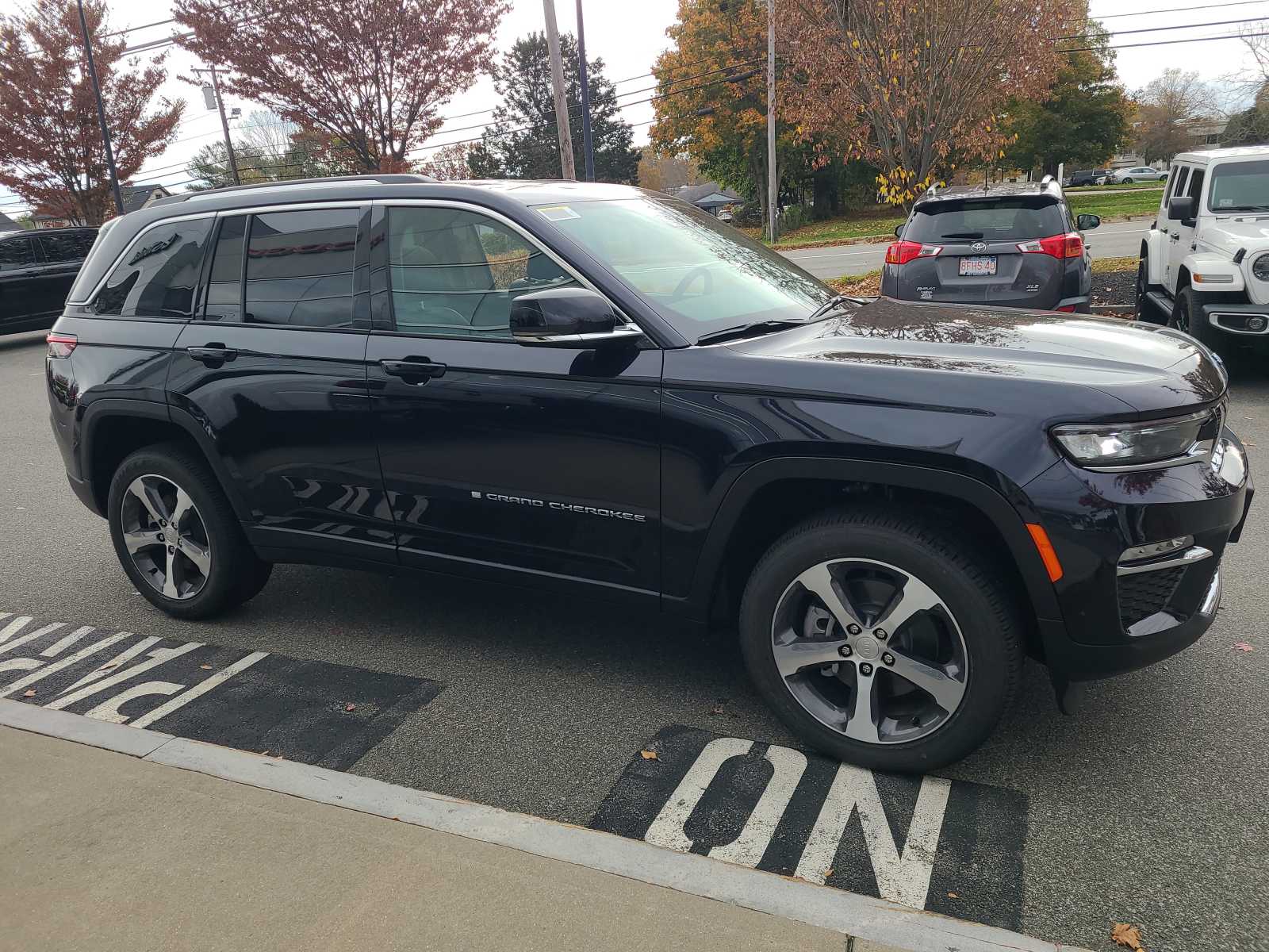 new 2024 Jeep Grand Cherokee 4xe car, priced at $52,861