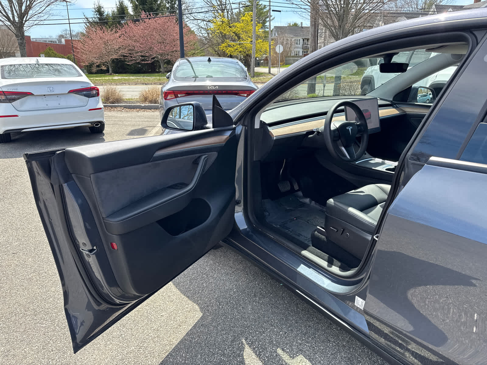 used 2023 Tesla Model Y car, priced at $29,400