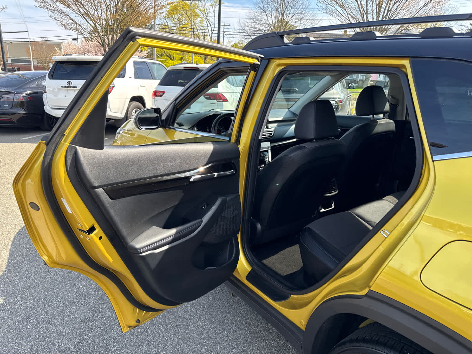 used 2023 Kia Seltos car, priced at $23,900