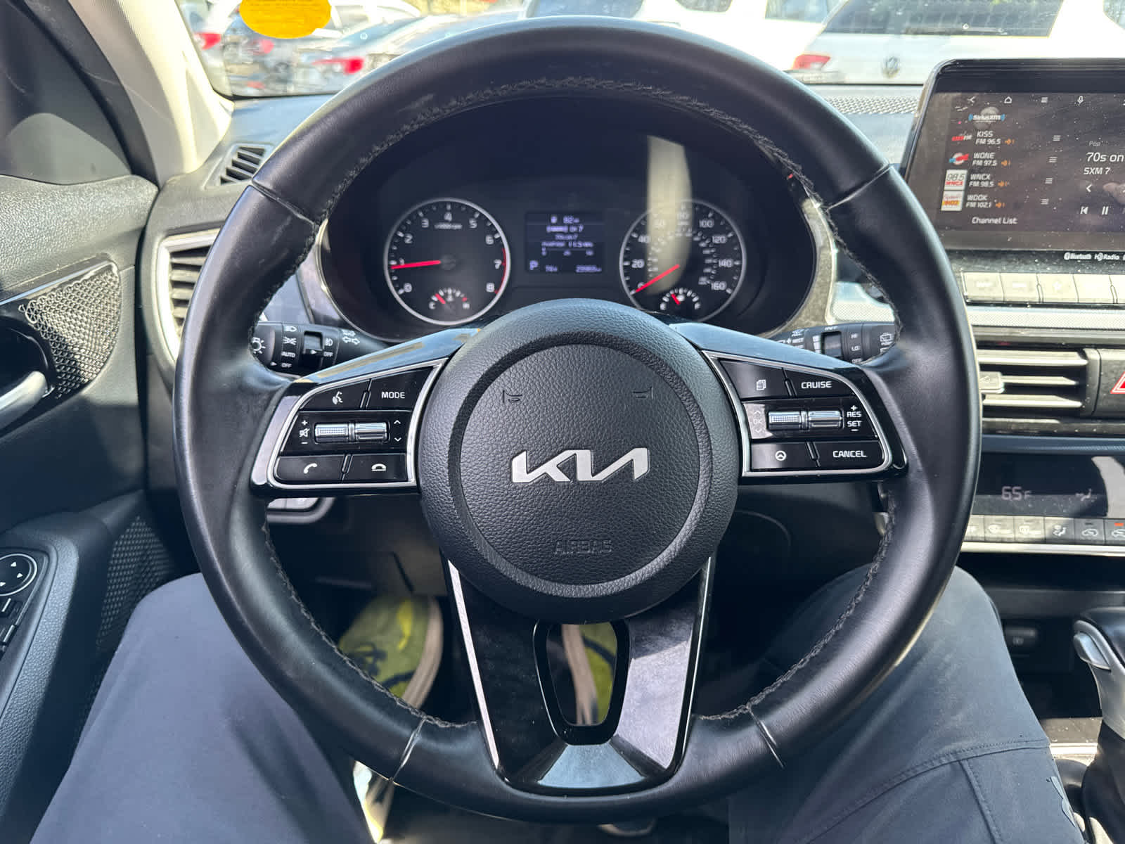 used 2023 Kia Seltos car, priced at $23,900