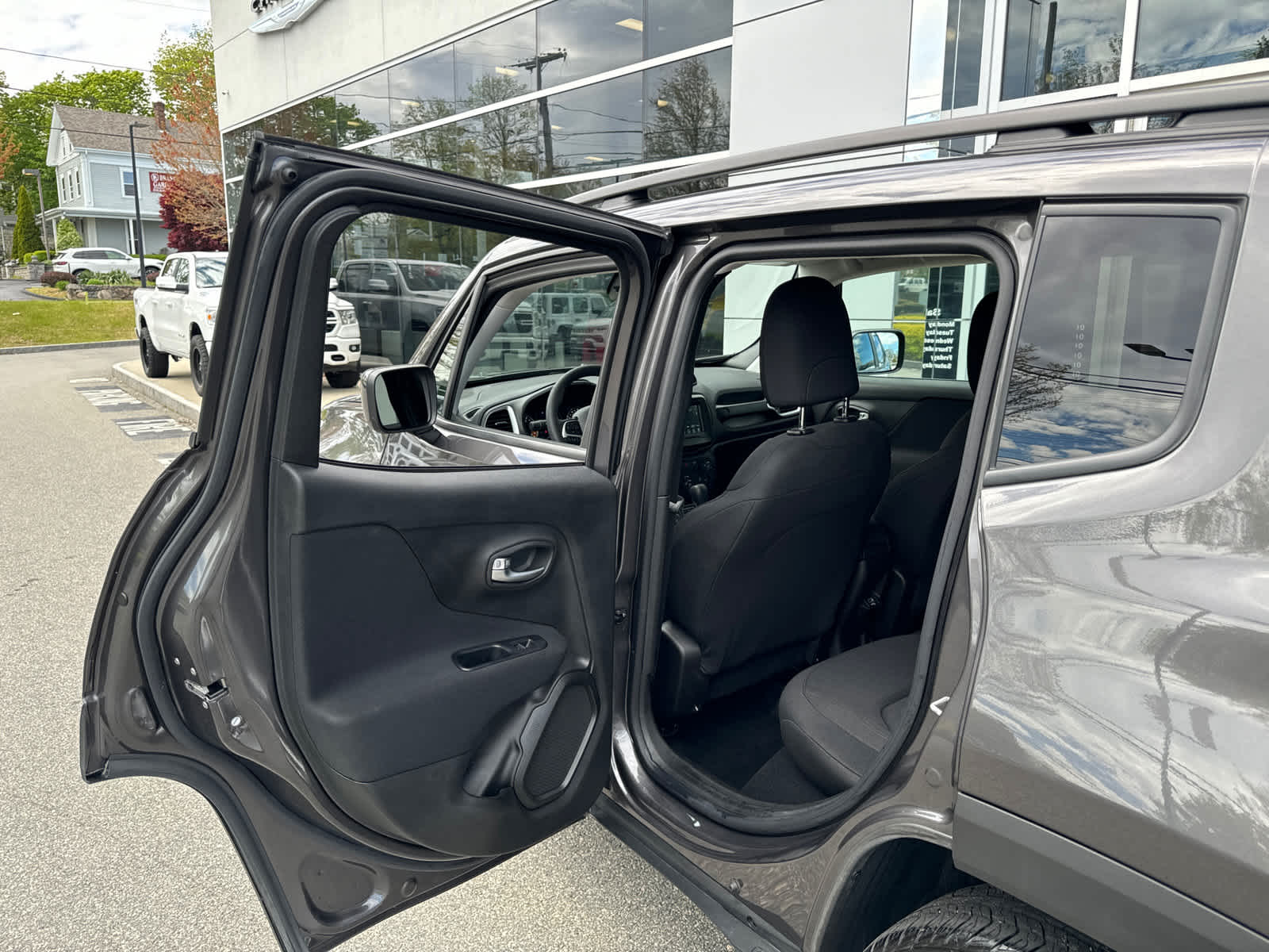 used 2020 Jeep Renegade car, priced at $21,400