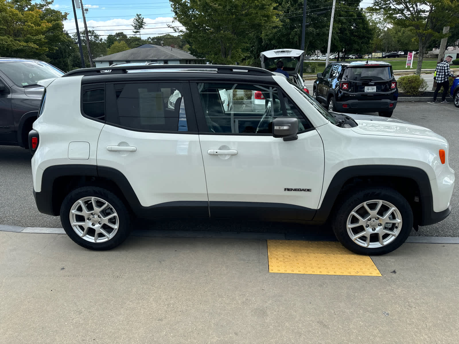 used 2021 Jeep Renegade car, priced at $20,400