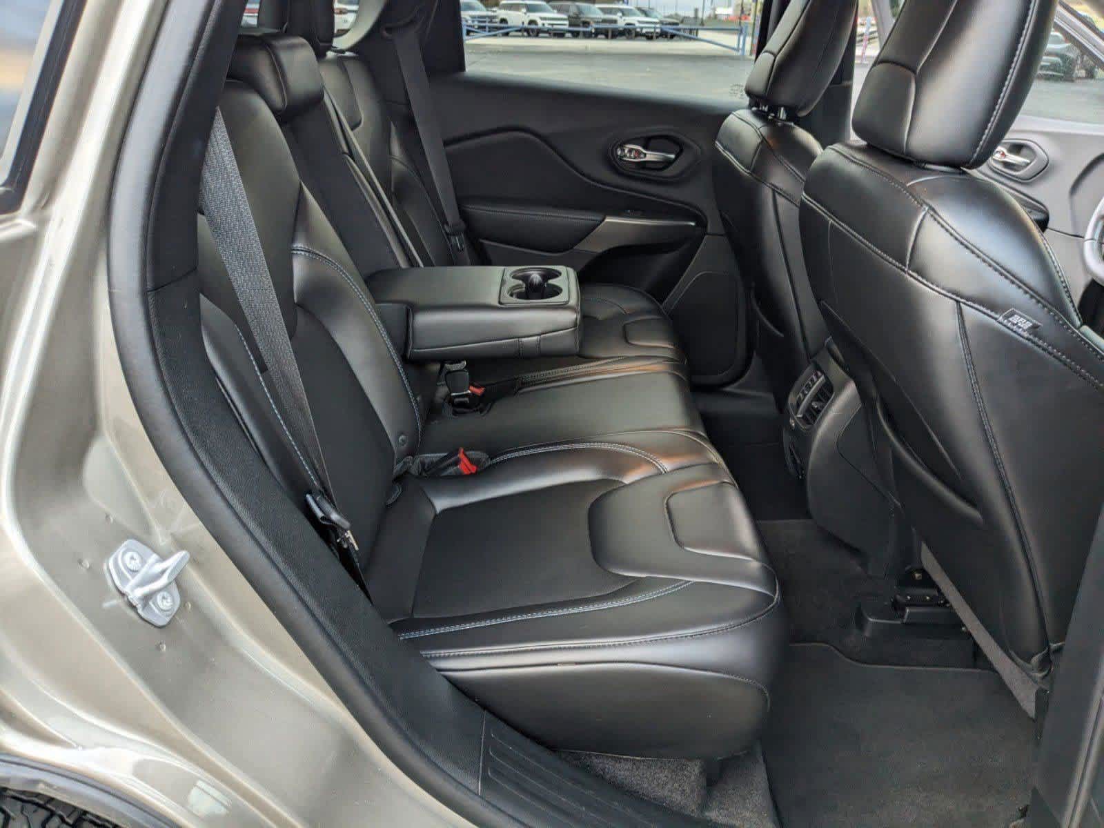 used 2019 Jeep Cherokee car, priced at $17,500