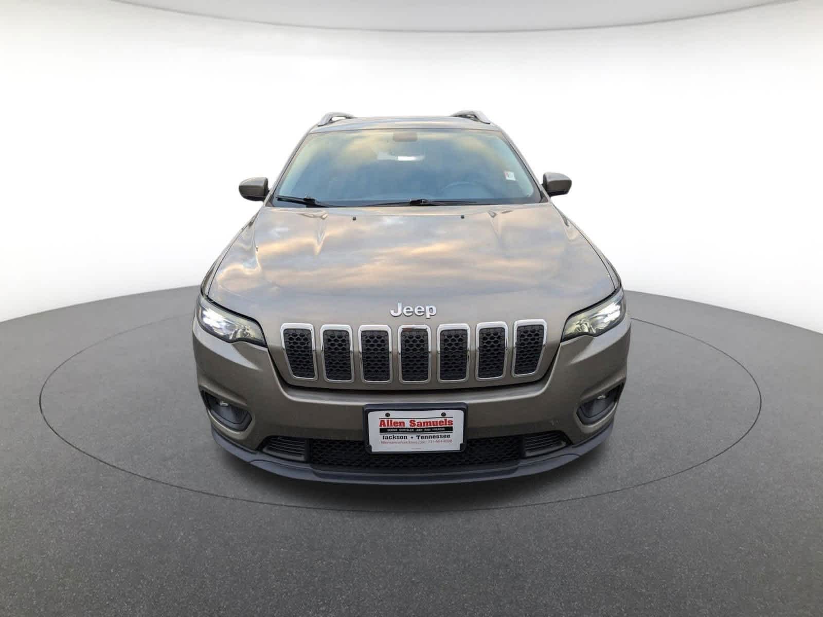 used 2019 Jeep Cherokee car, priced at $17,500