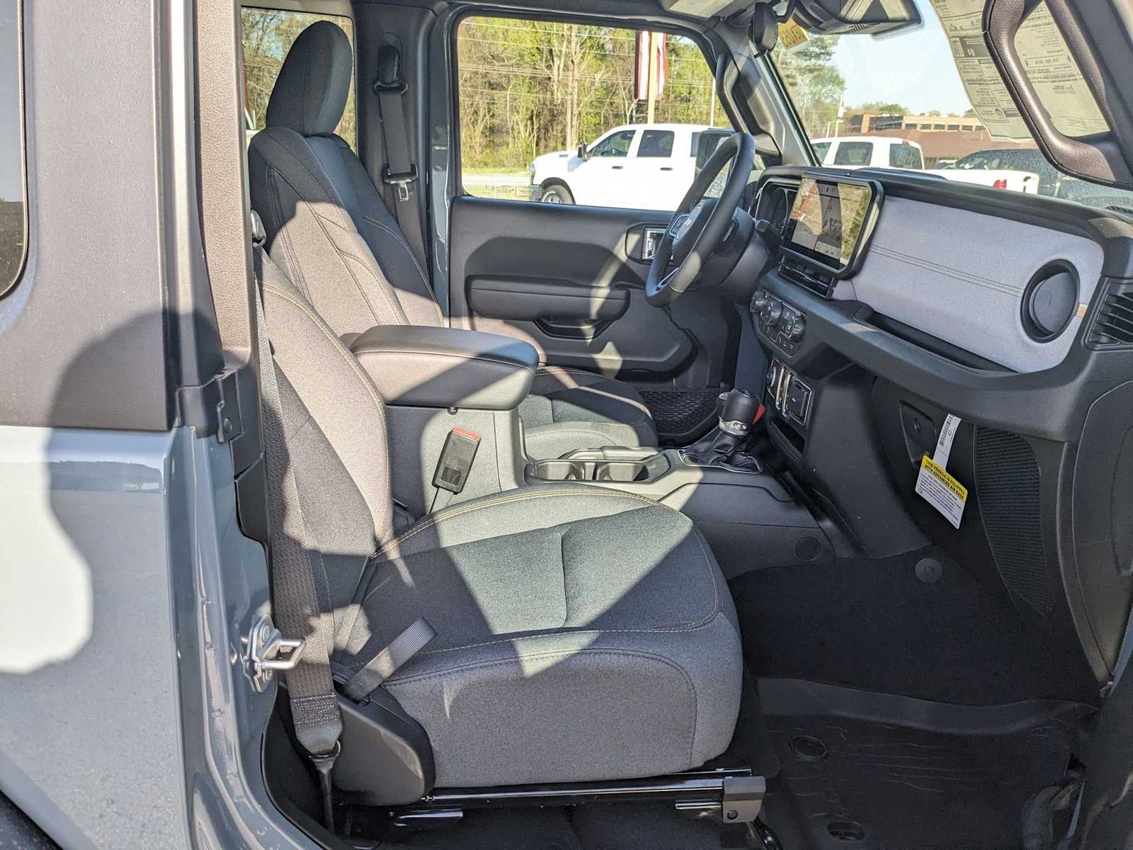 new 2025 Jeep Wrangler car, priced at $43,494