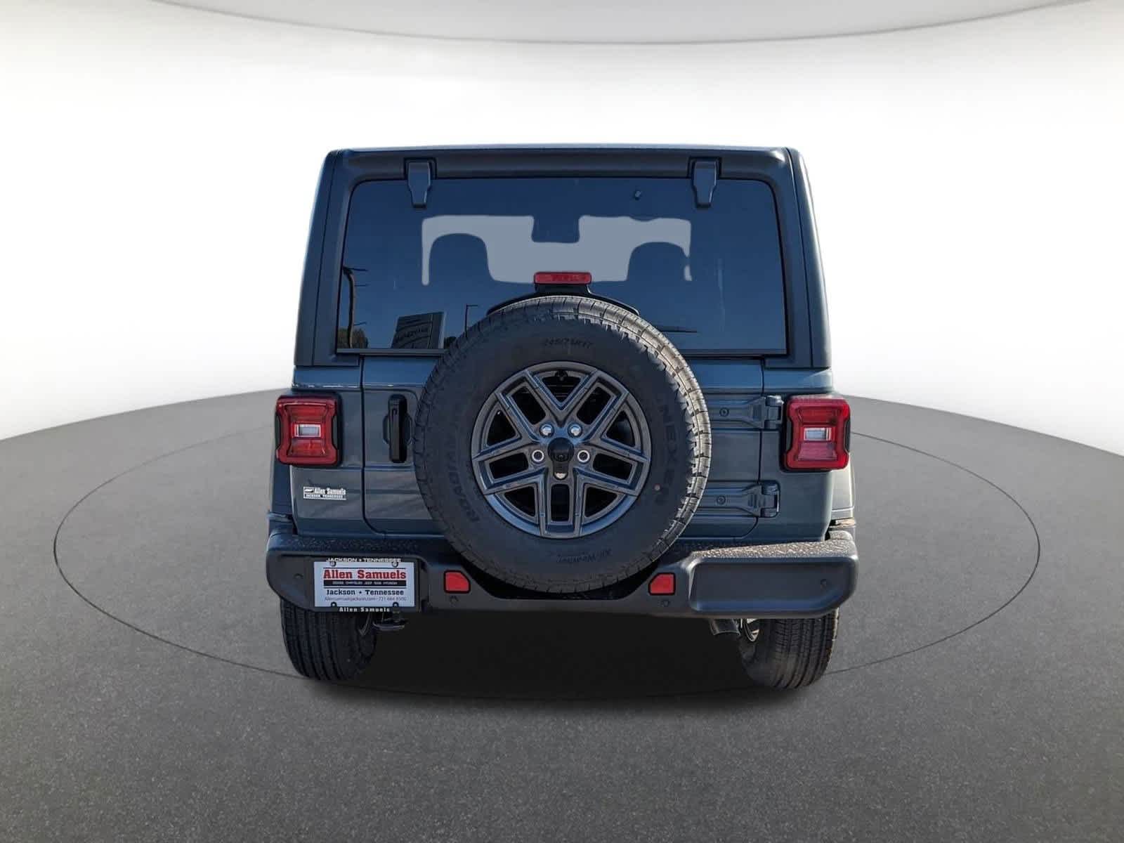 new 2025 Jeep Wrangler car, priced at $43,494