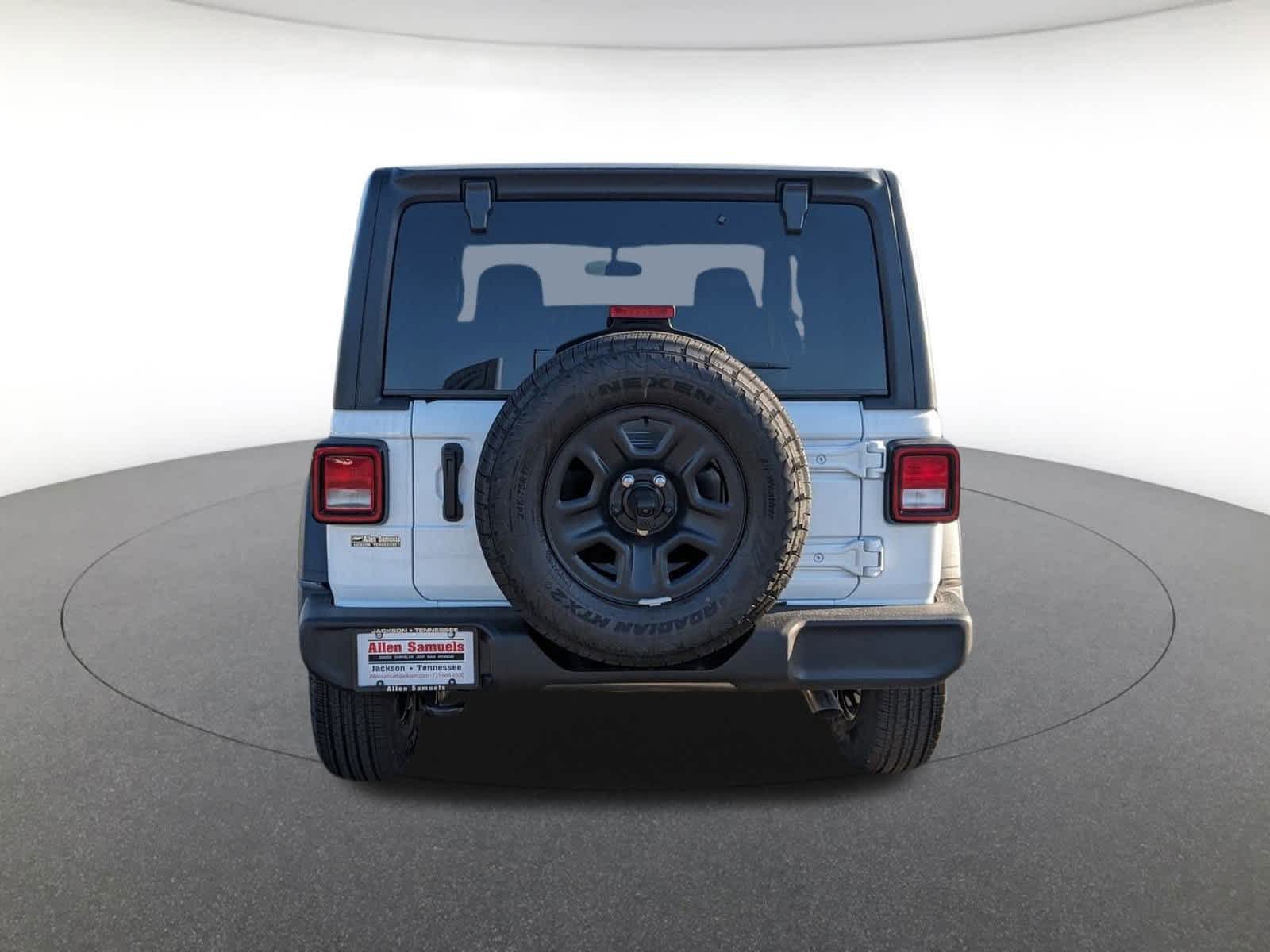 new 2025 Jeep Wrangler car, priced at $37,238