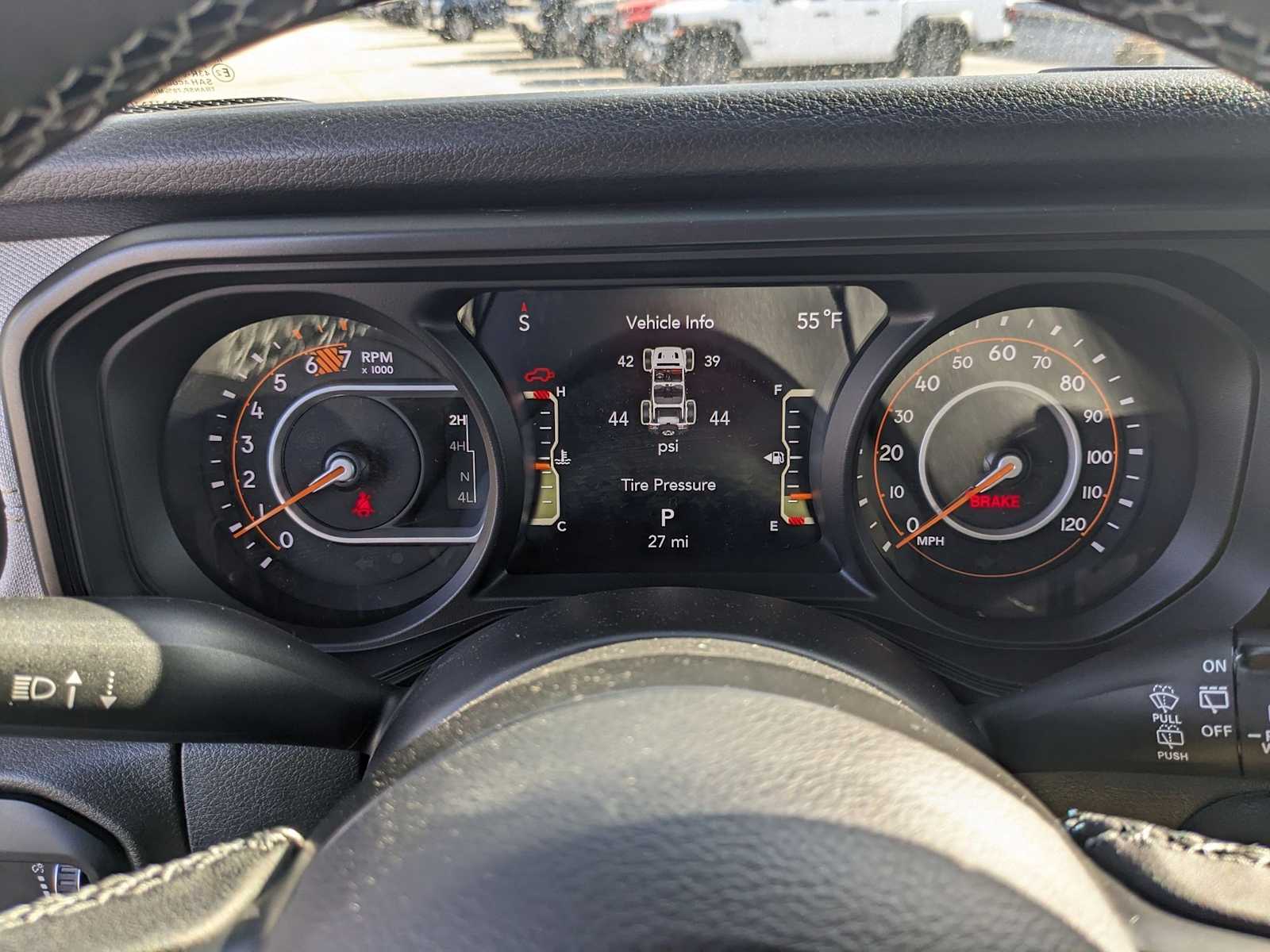 new 2025 Jeep Wrangler car, priced at $42,976