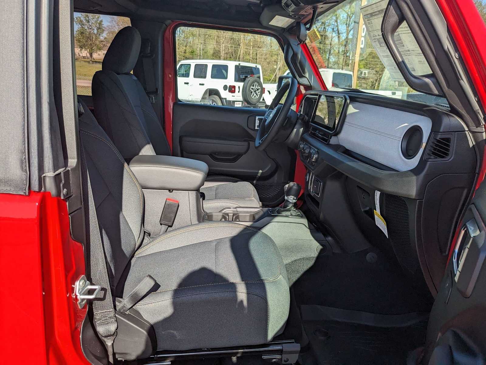 new 2025 Jeep Wrangler car, priced at $36,194