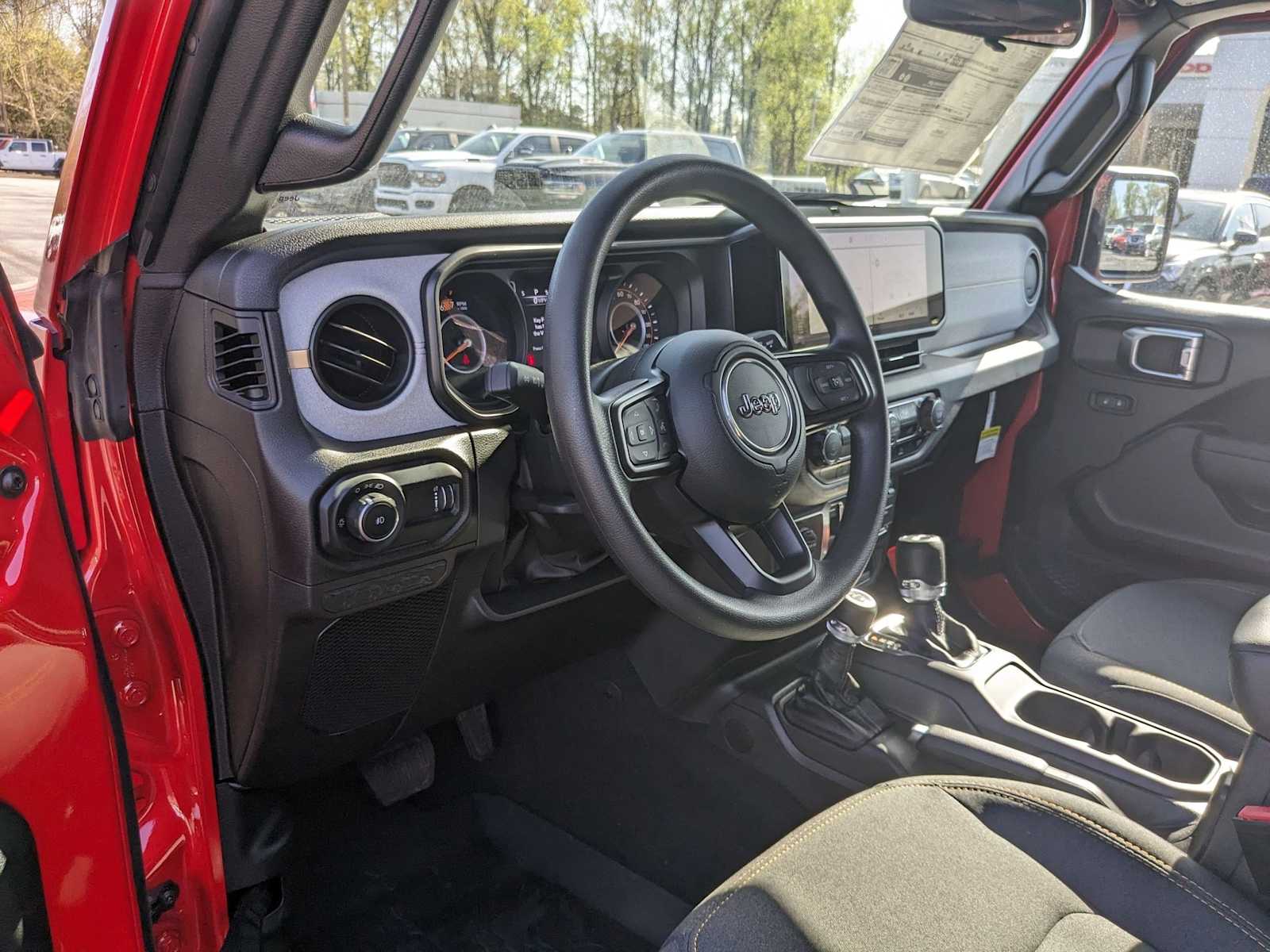 new 2025 Jeep Wrangler car, priced at $36,194
