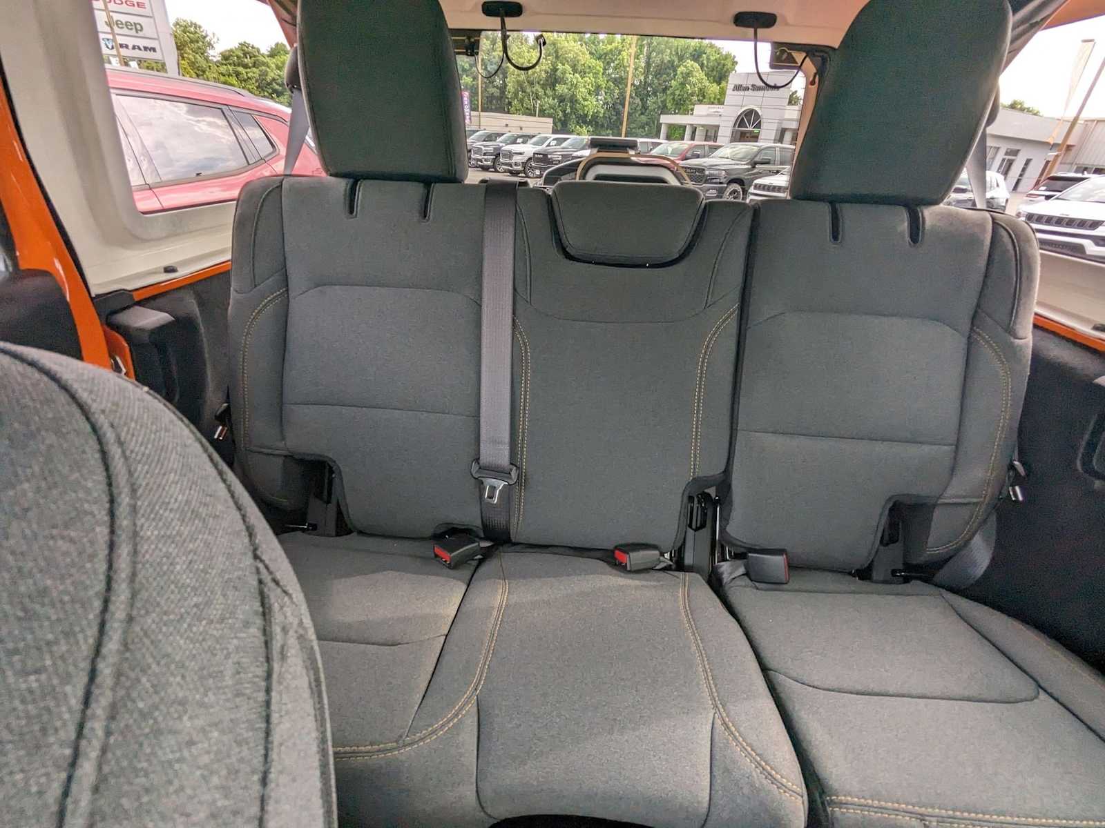 new 2025 Jeep Wrangler car, priced at $48,235