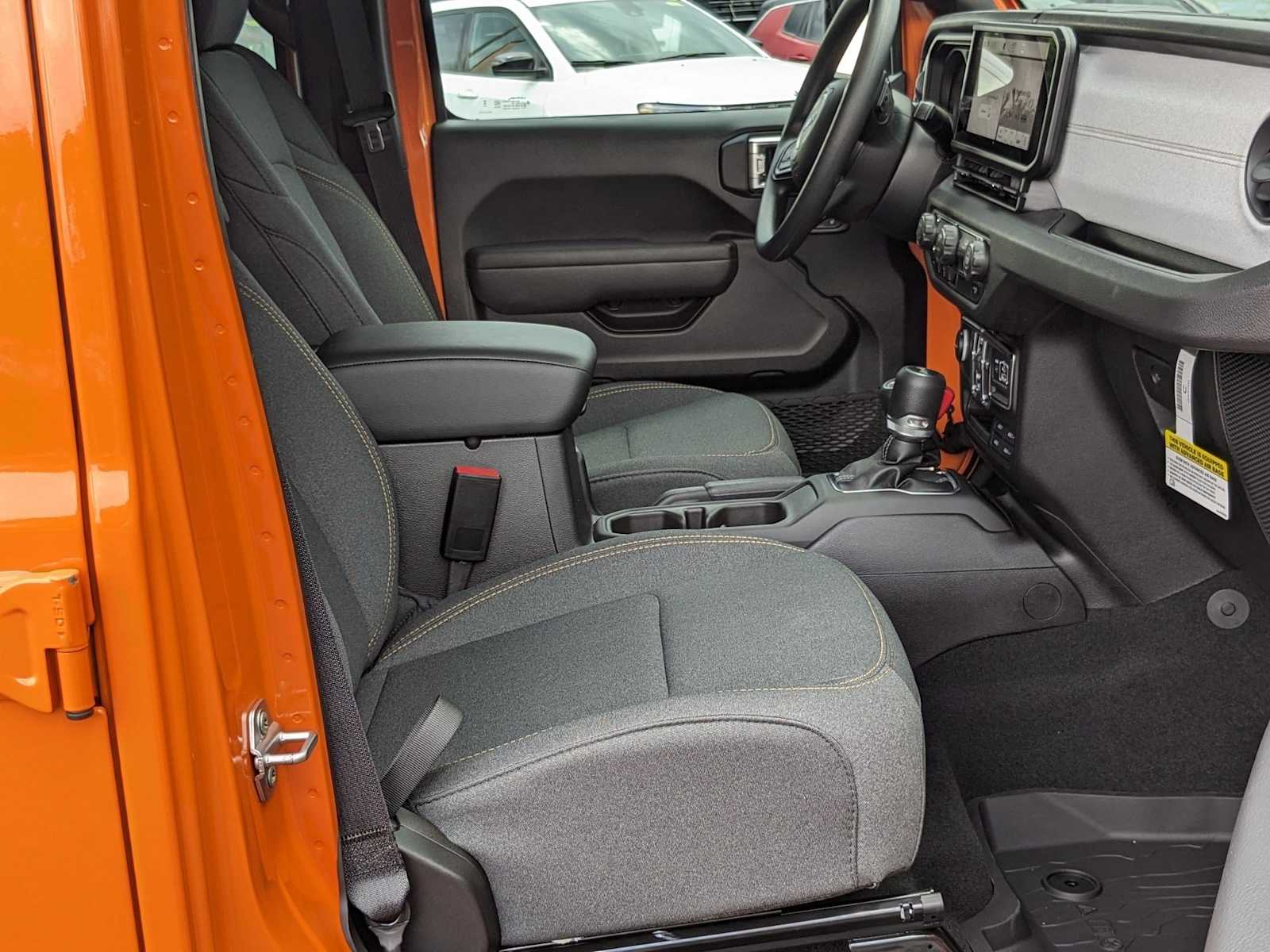 new 2025 Jeep Wrangler car, priced at $48,235