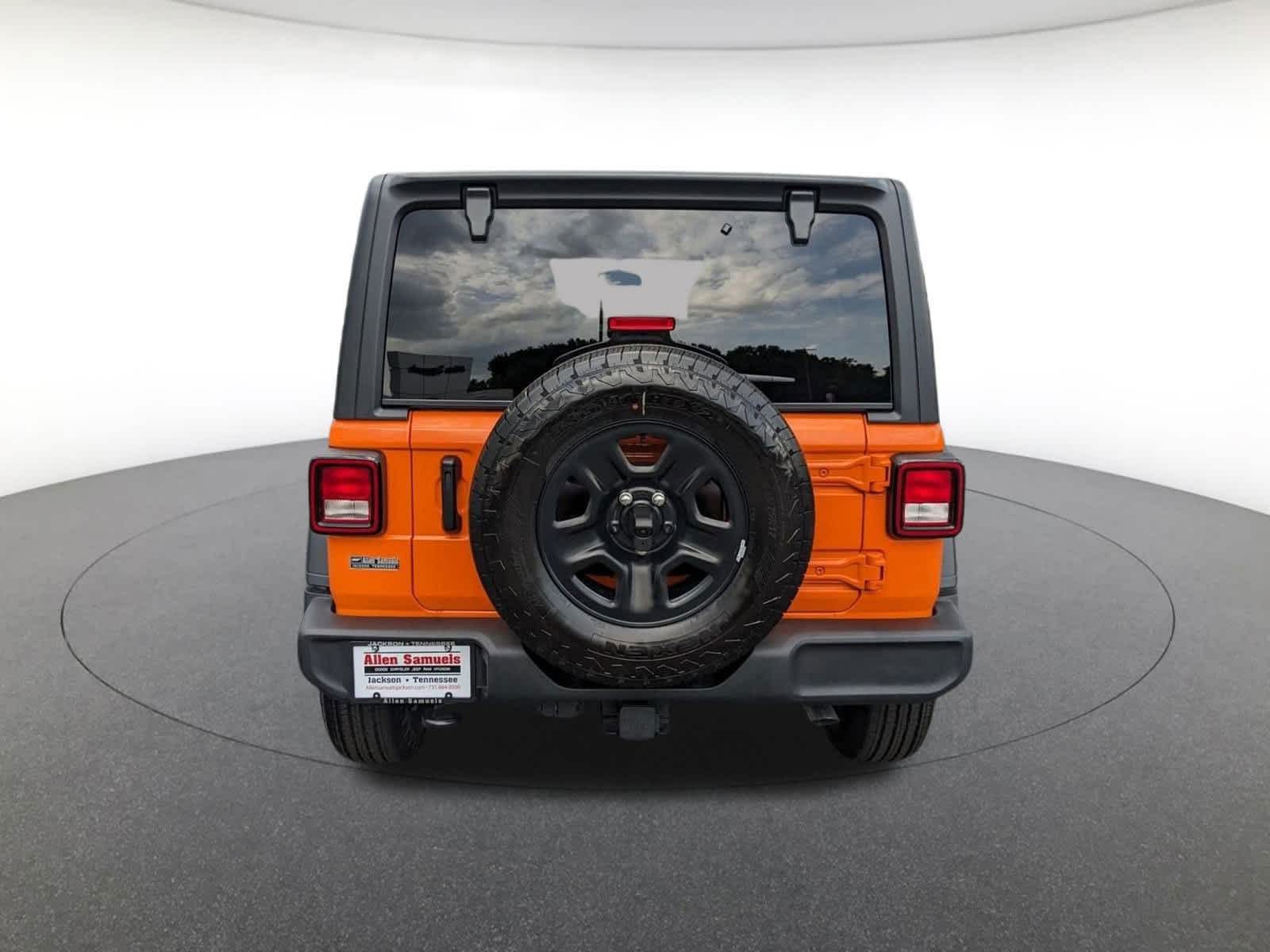 new 2025 Jeep Wrangler car, priced at $48,235