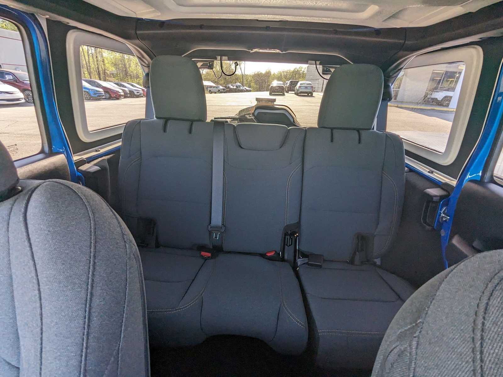 new 2025 Jeep Wrangler car, priced at $45,321