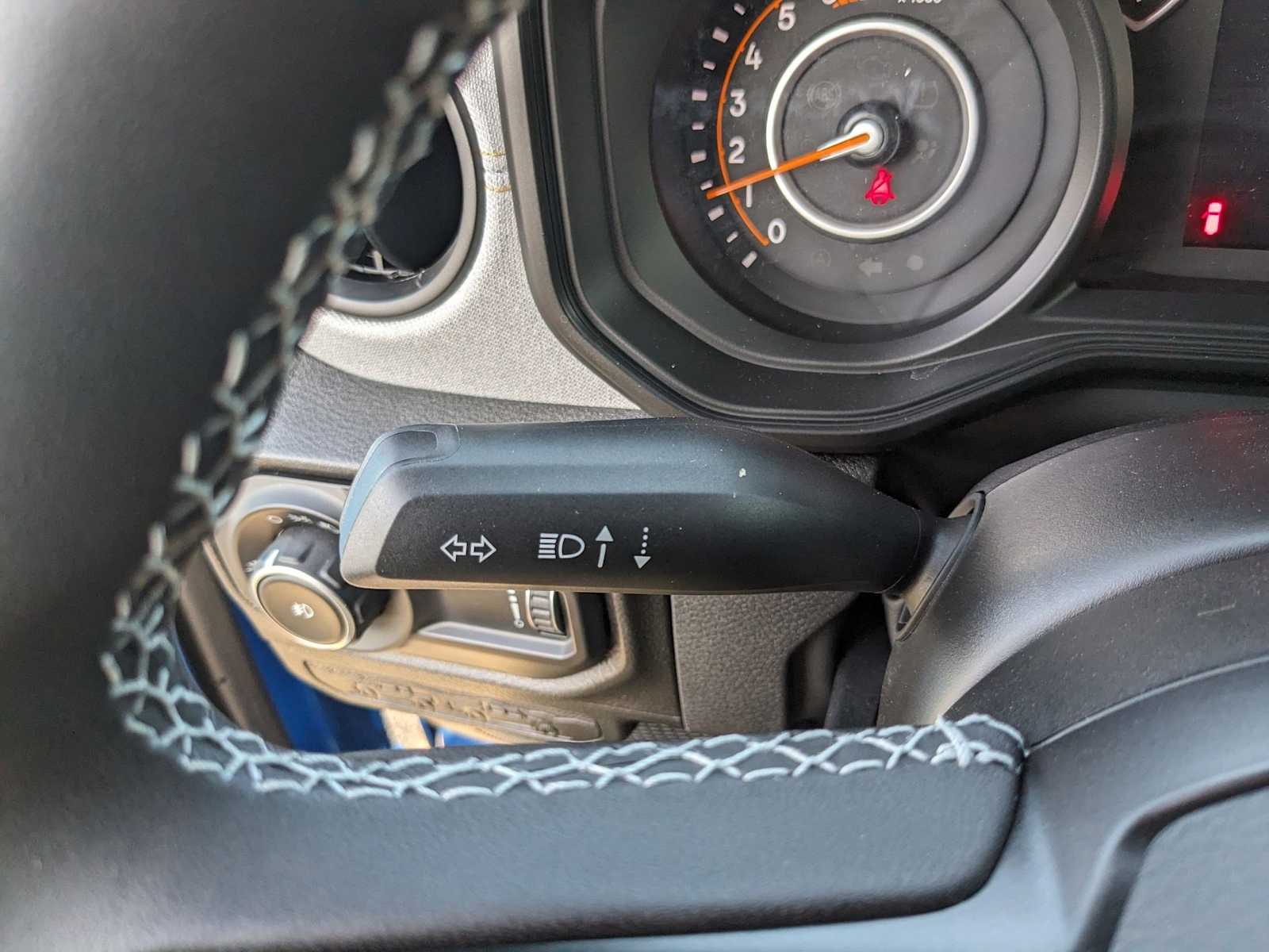 new 2025 Jeep Wrangler car, priced at $45,321