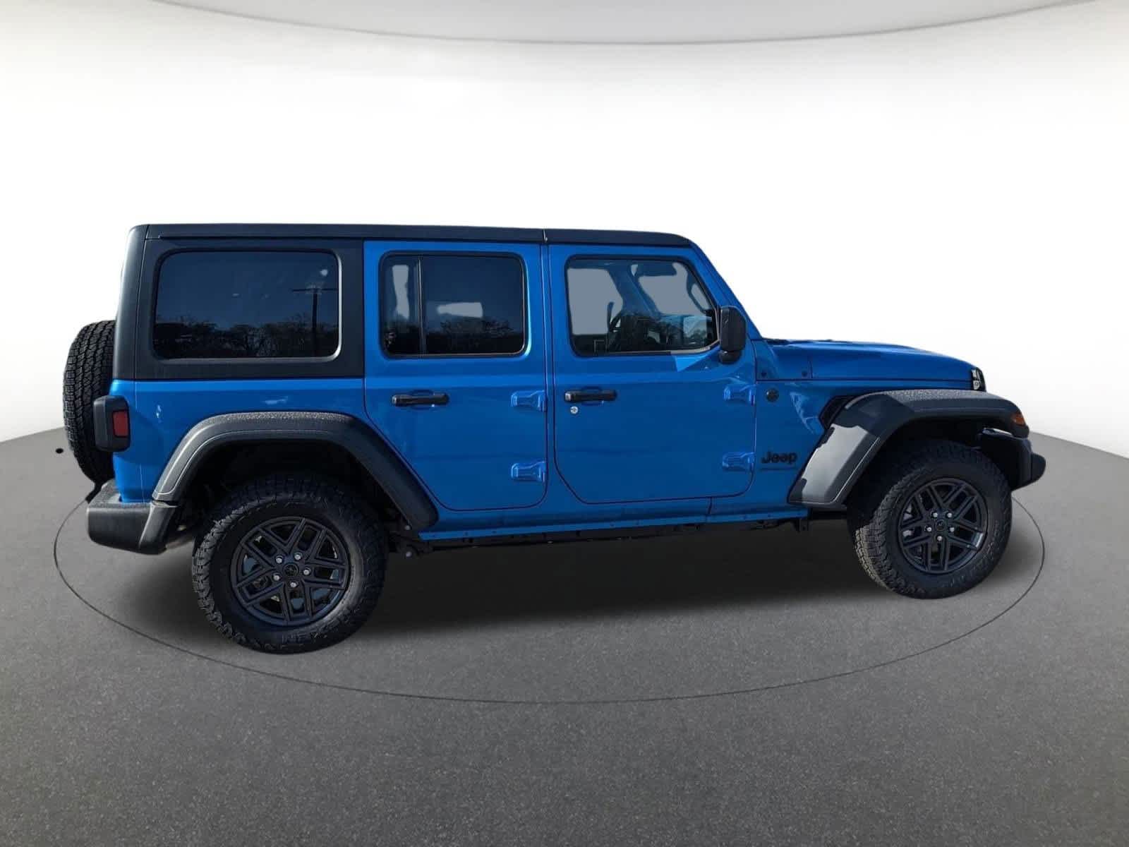 new 2025 Jeep Wrangler car, priced at $45,321