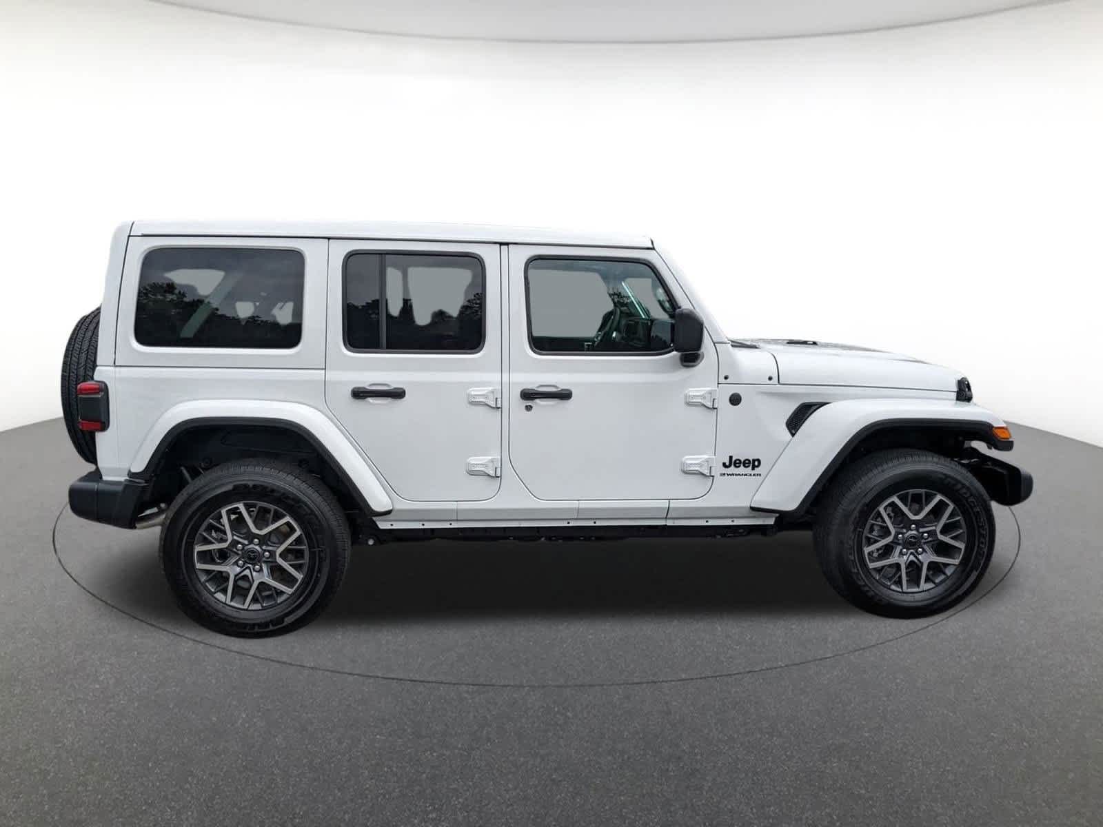 new 2025 Jeep Wrangler car, priced at $60,756