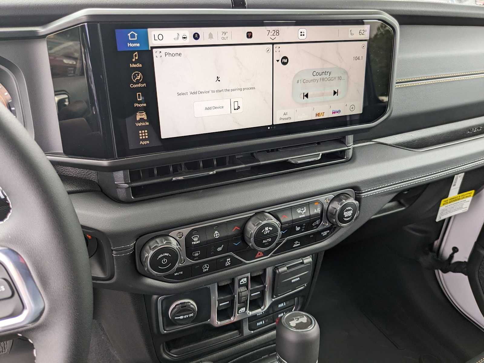 new 2025 Jeep Wrangler car, priced at $55,179