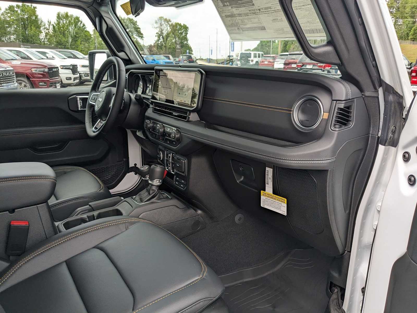new 2025 Jeep Wrangler car, priced at $55,179
