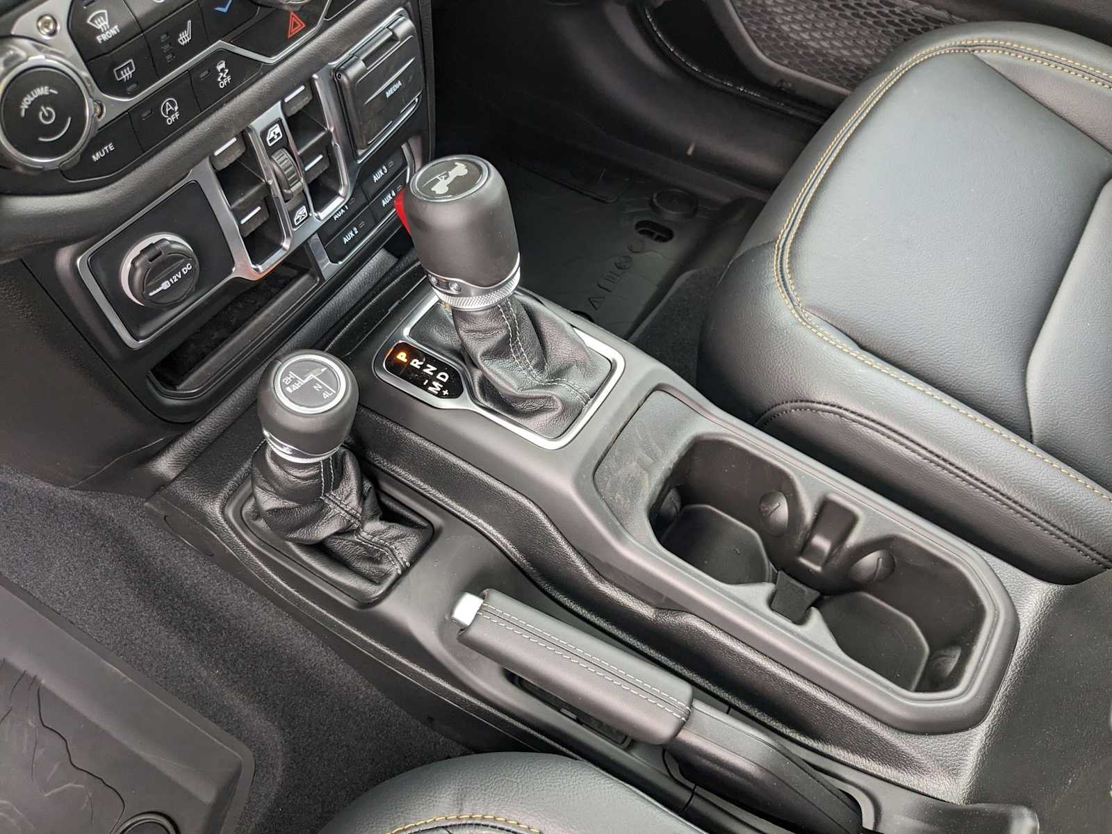 new 2025 Jeep Wrangler car, priced at $55,697